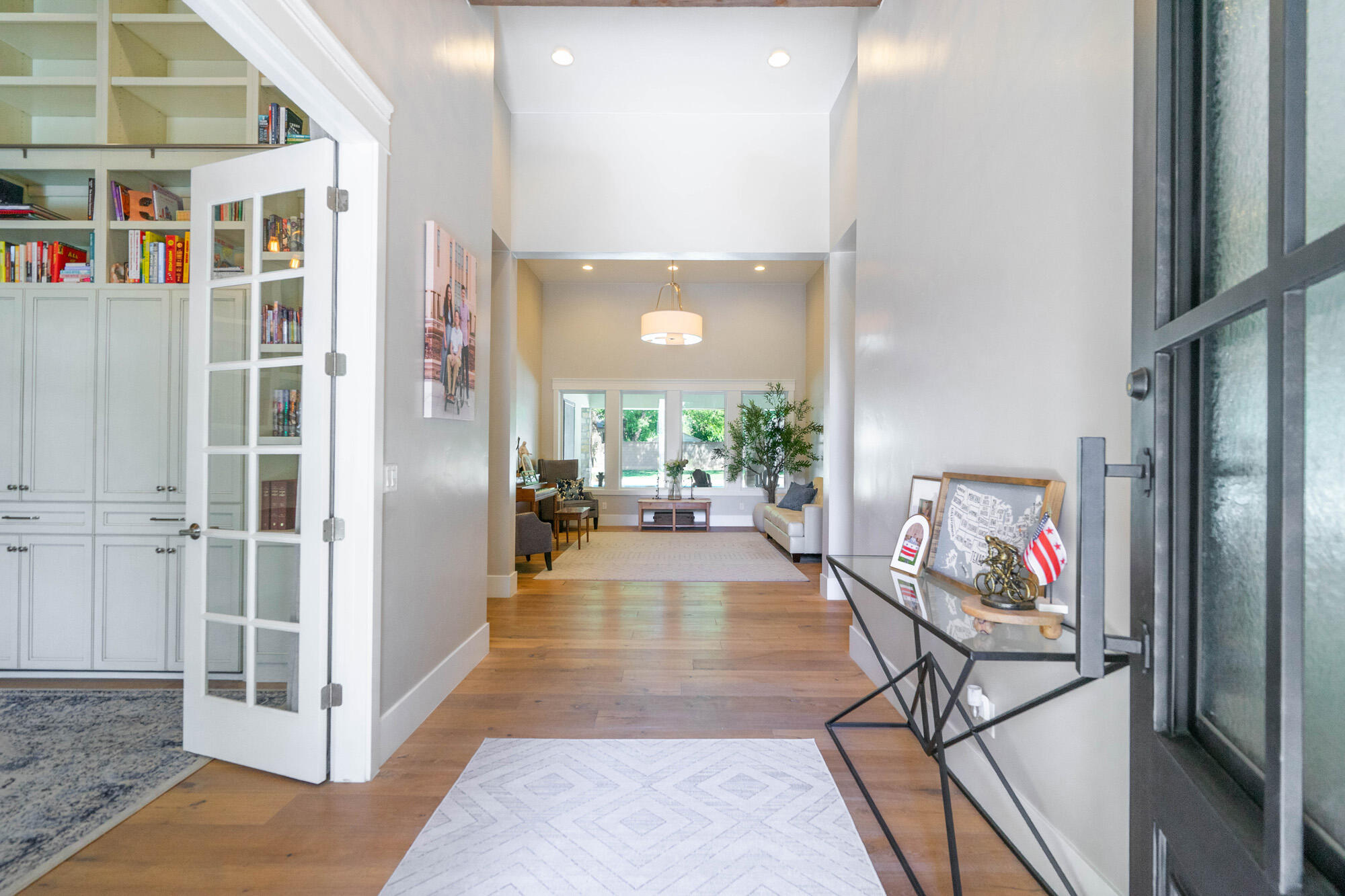 WINDSOR ESTATES - Residential