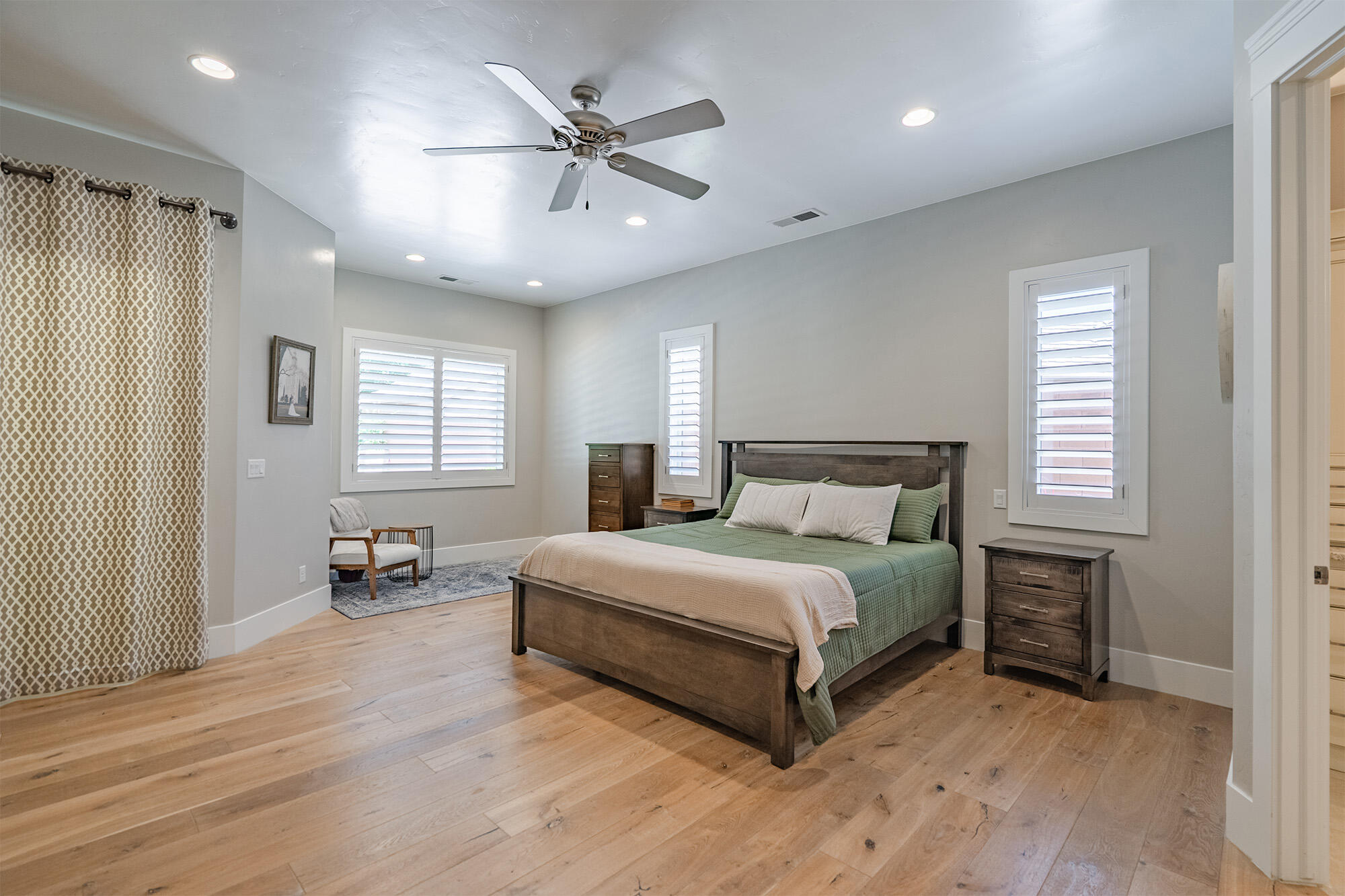 WINDSOR ESTATES - Residential