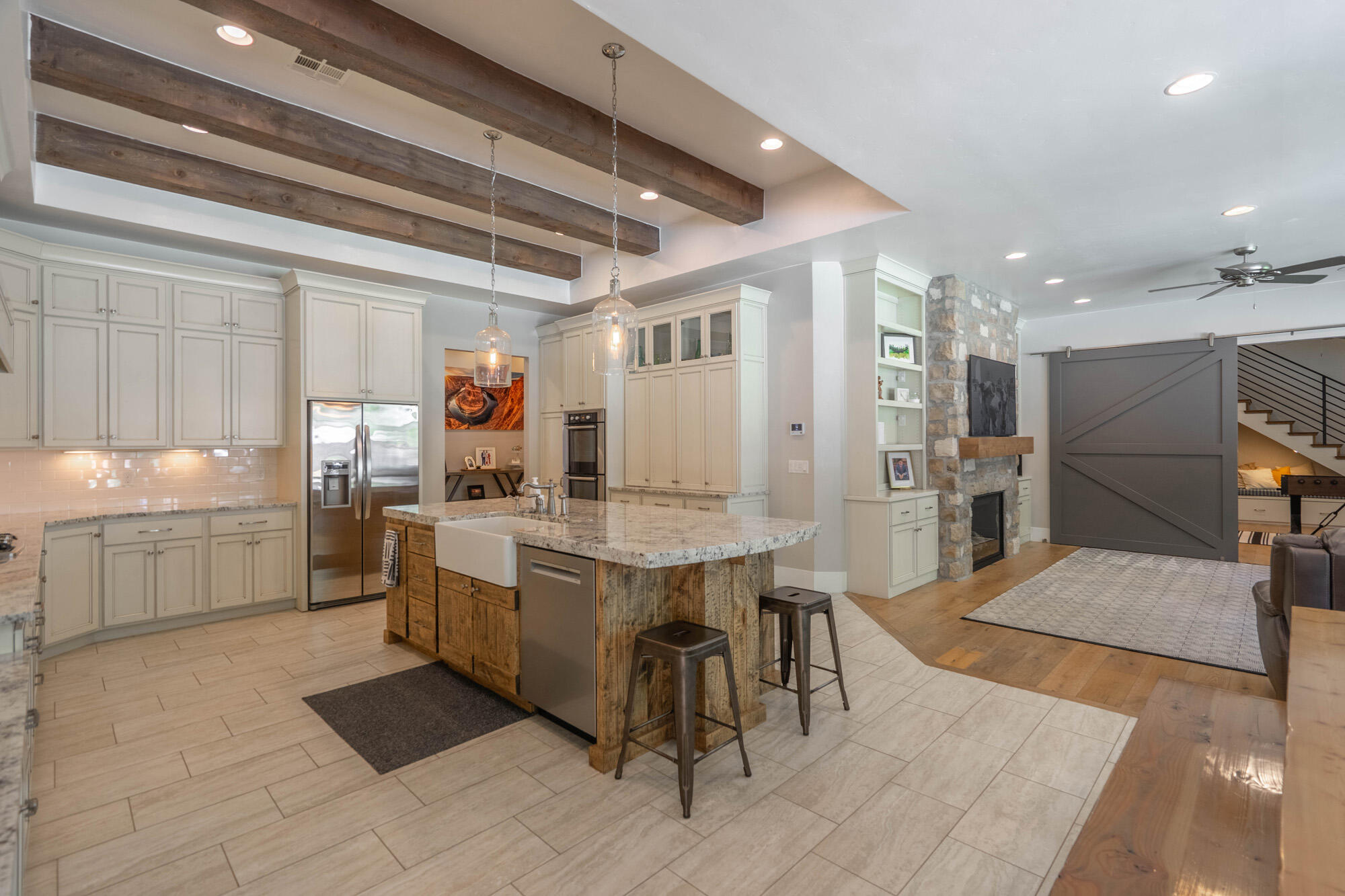WINDSOR ESTATES - Residential