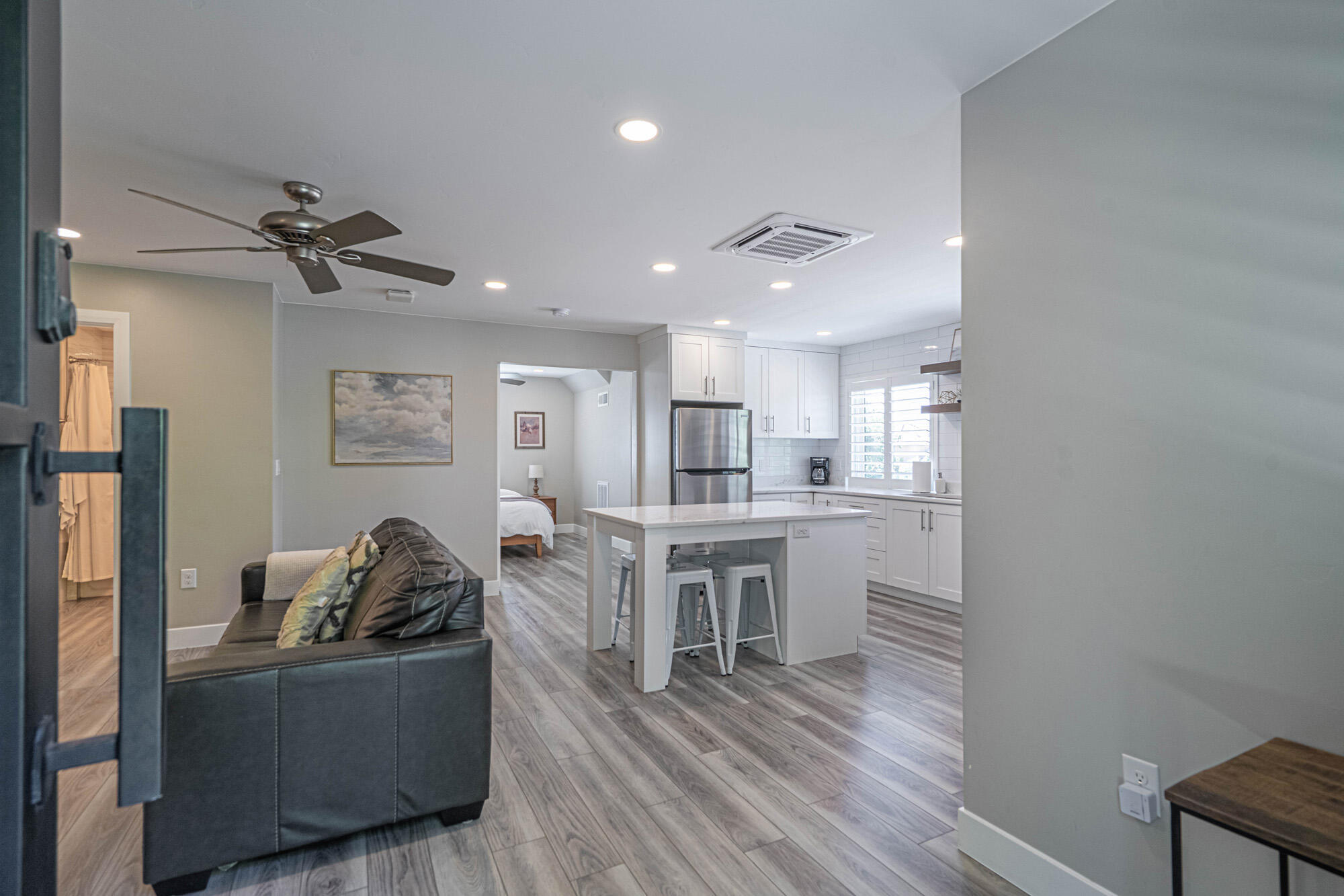 WINDSOR ESTATES - Residential