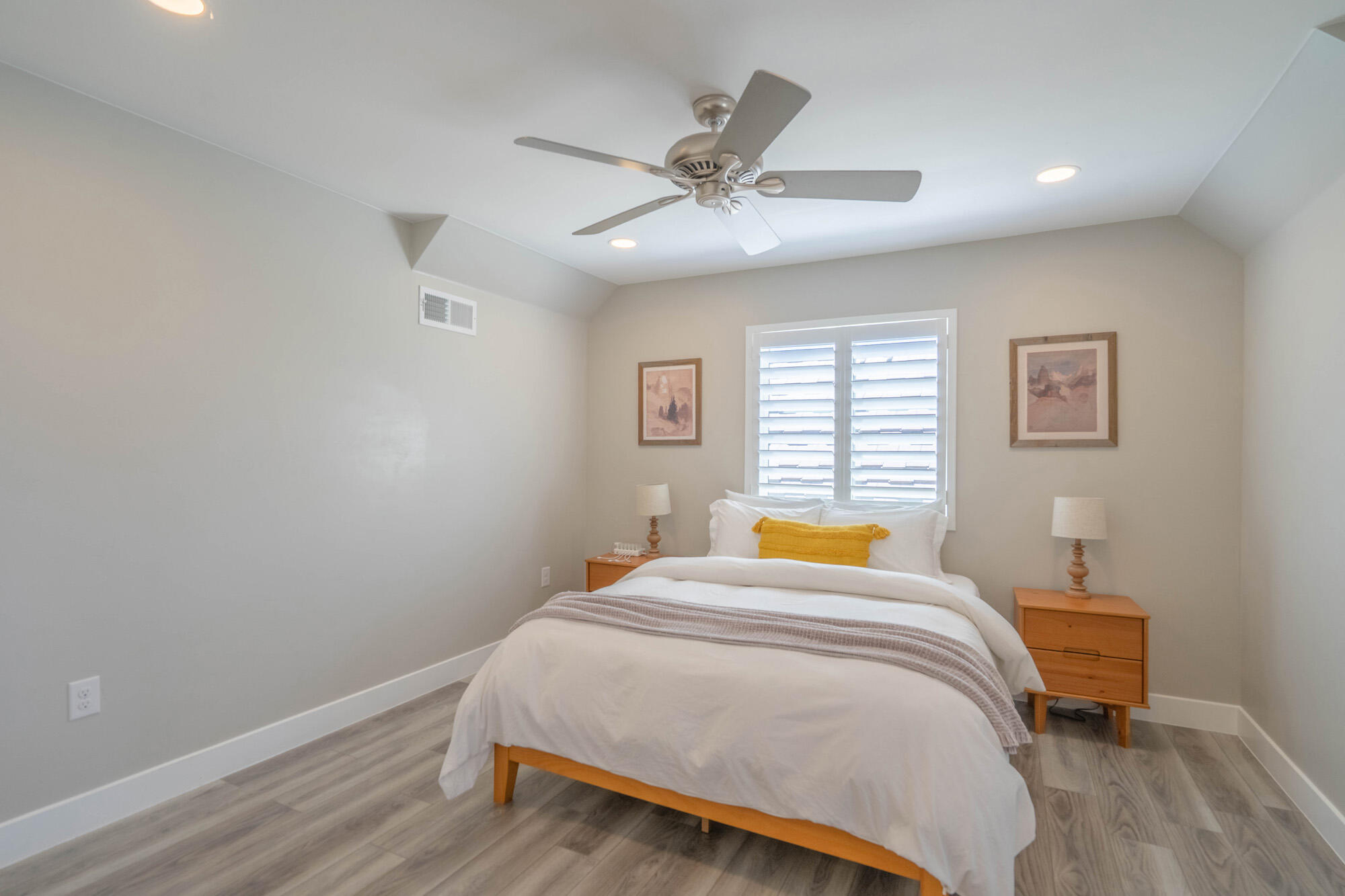 WINDSOR ESTATES - Residential