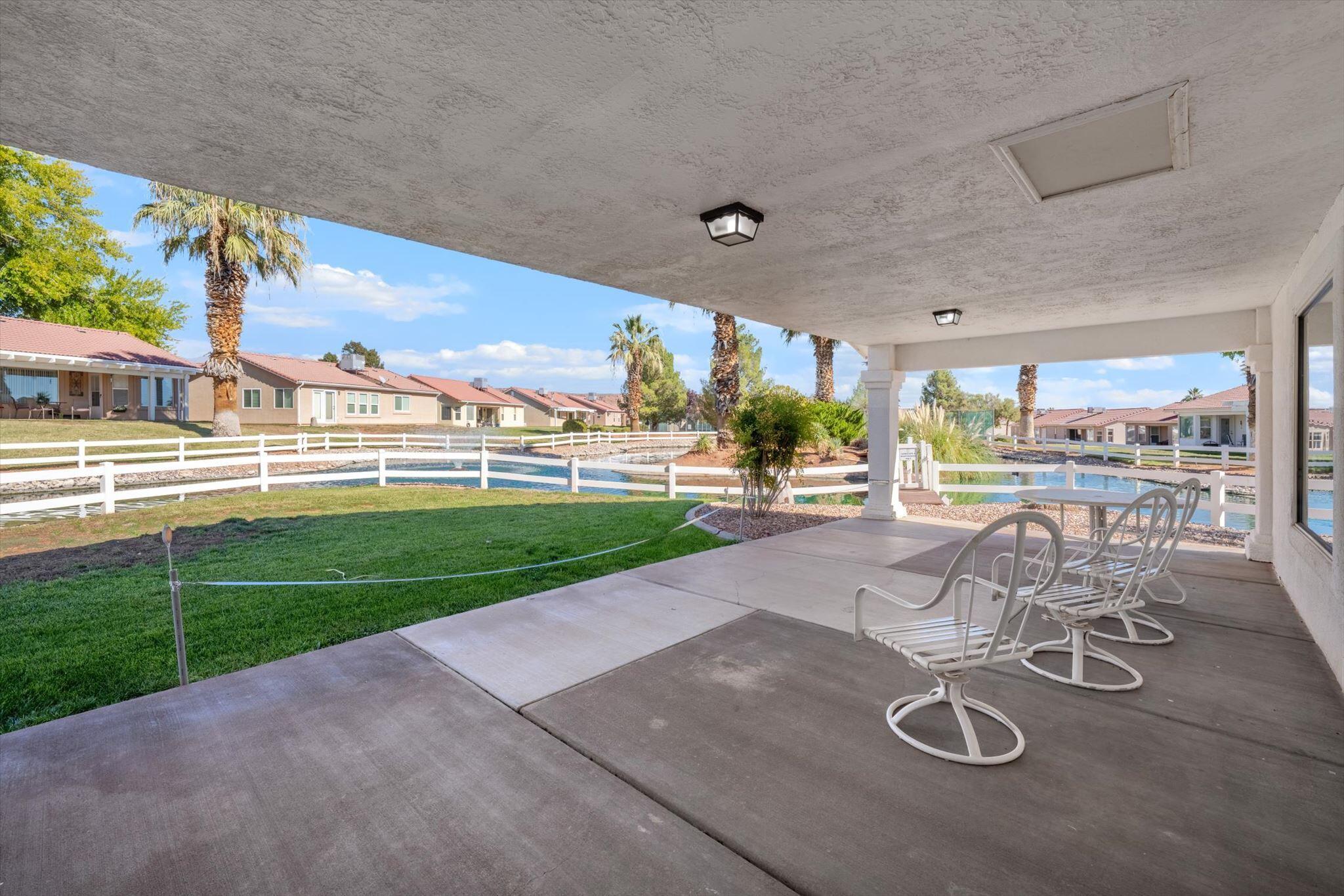 PADRE LAKES TOWNHOMES - Residential