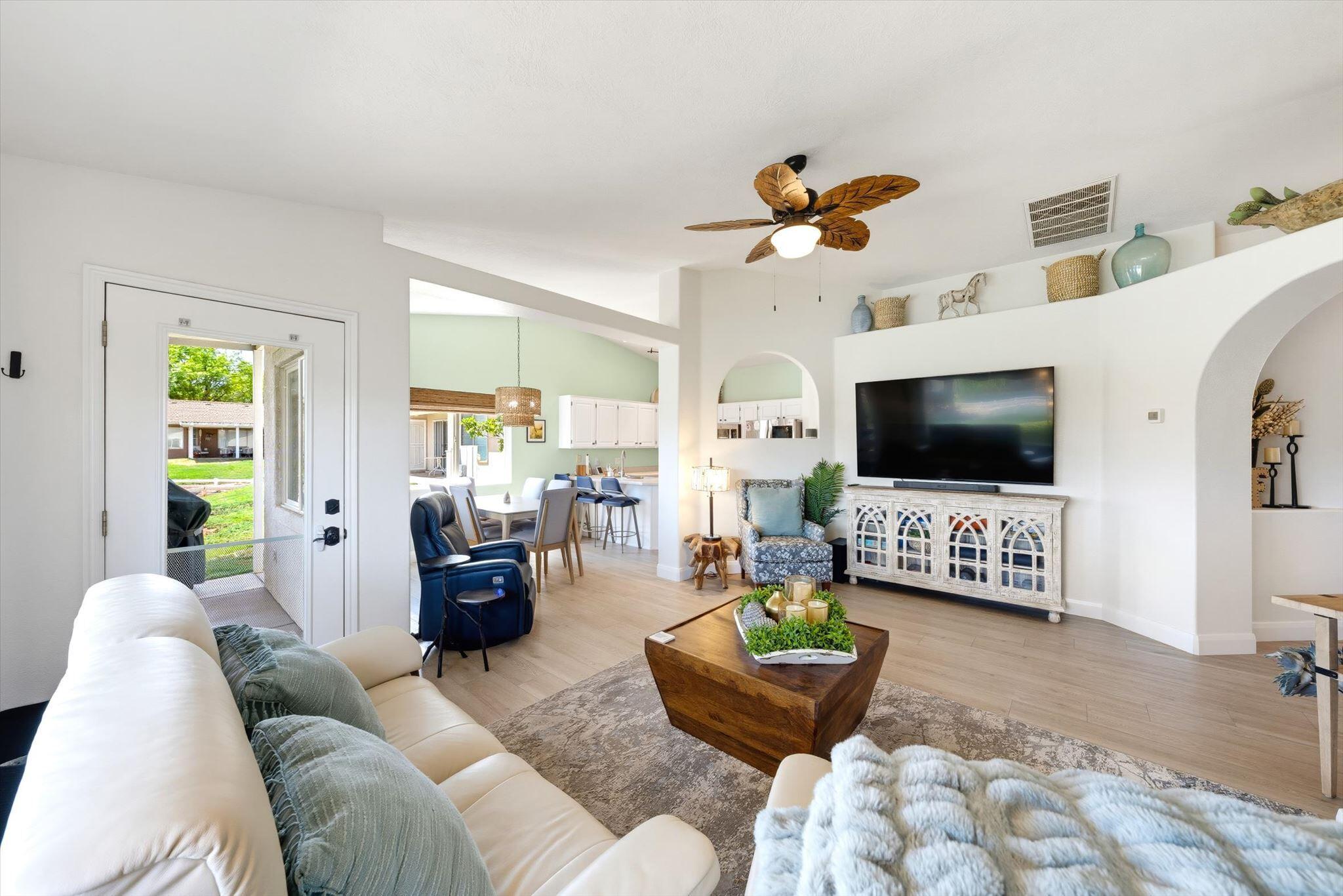 PADRE LAKES TOWNHOMES - Residential