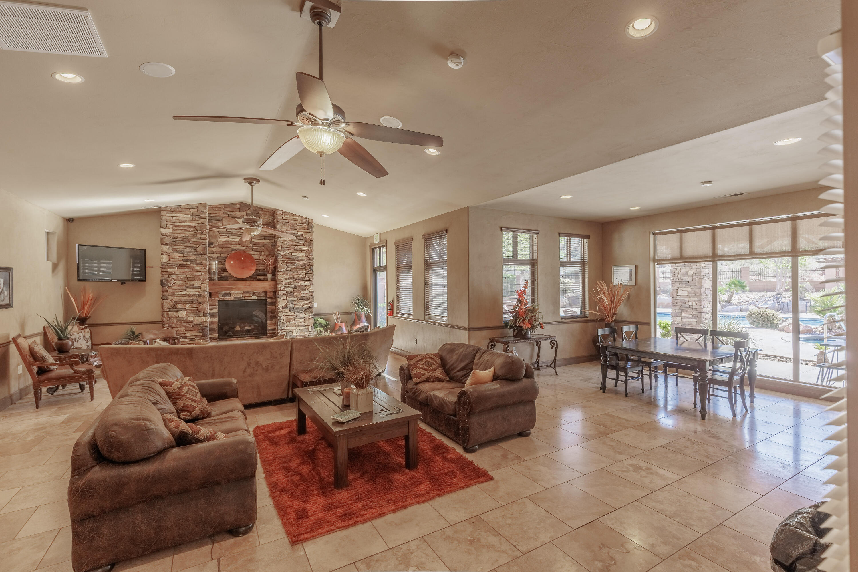 CORAL SPRINGS CONDOMINIUMS - Residential
