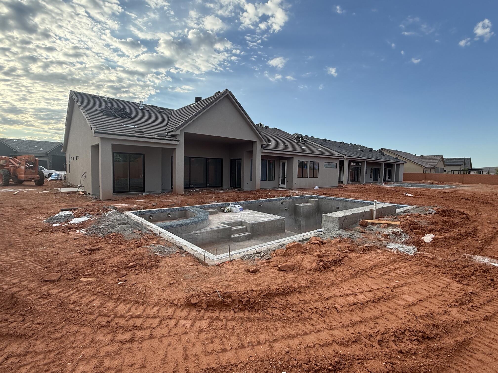 ONYX CANYON - Residential