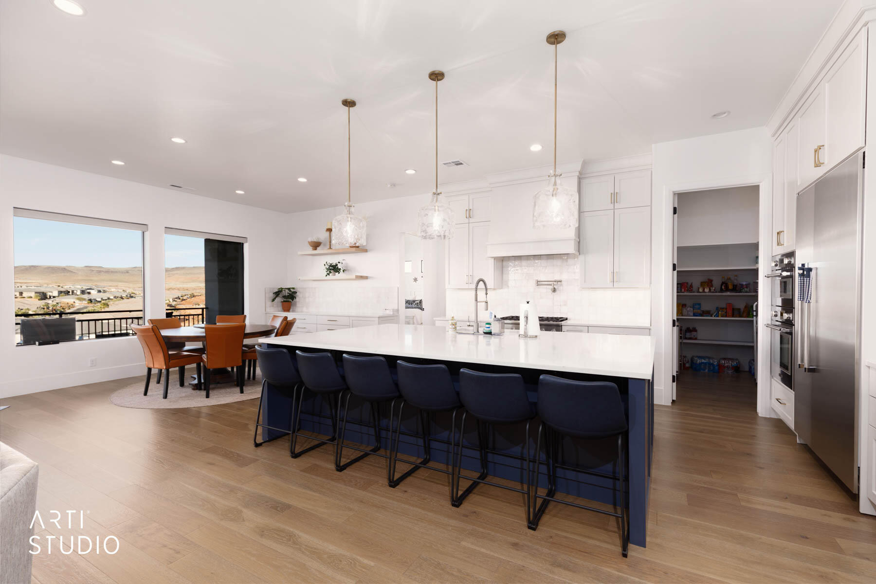 WASHINGTON VISTA - Residential