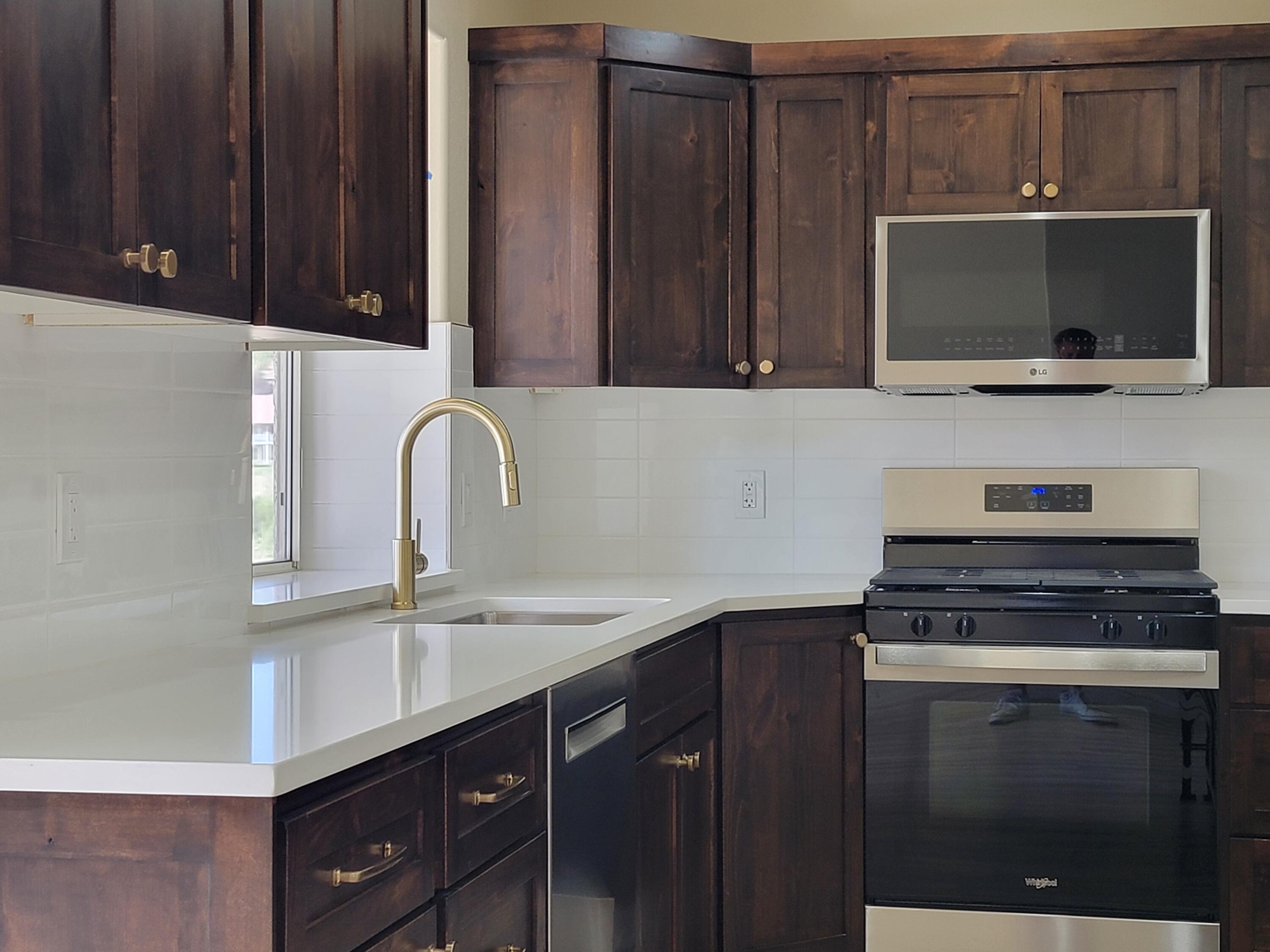 BLOOMINGTON HILLS - Residential
