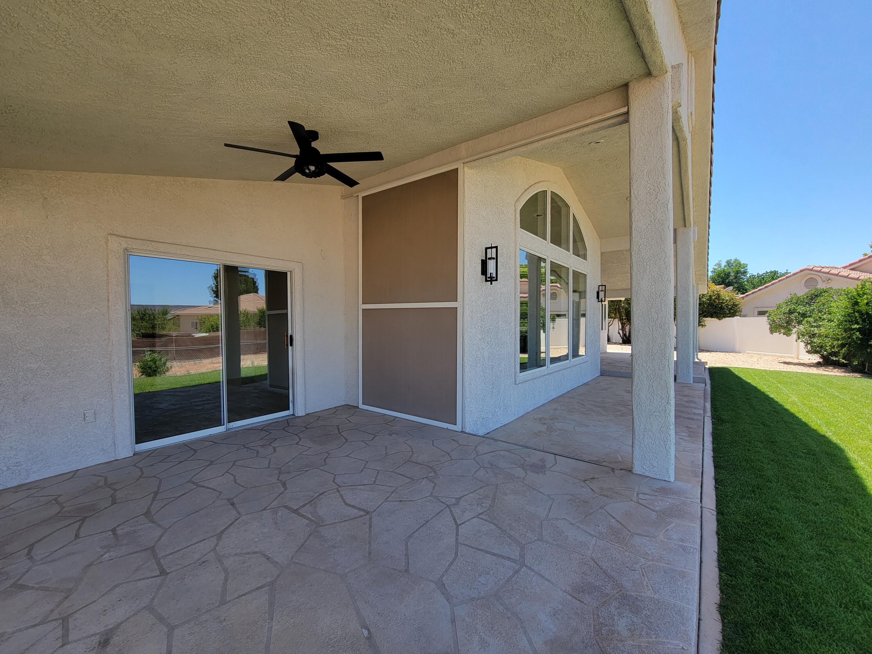 BLOOMINGTON HILLS - Residential