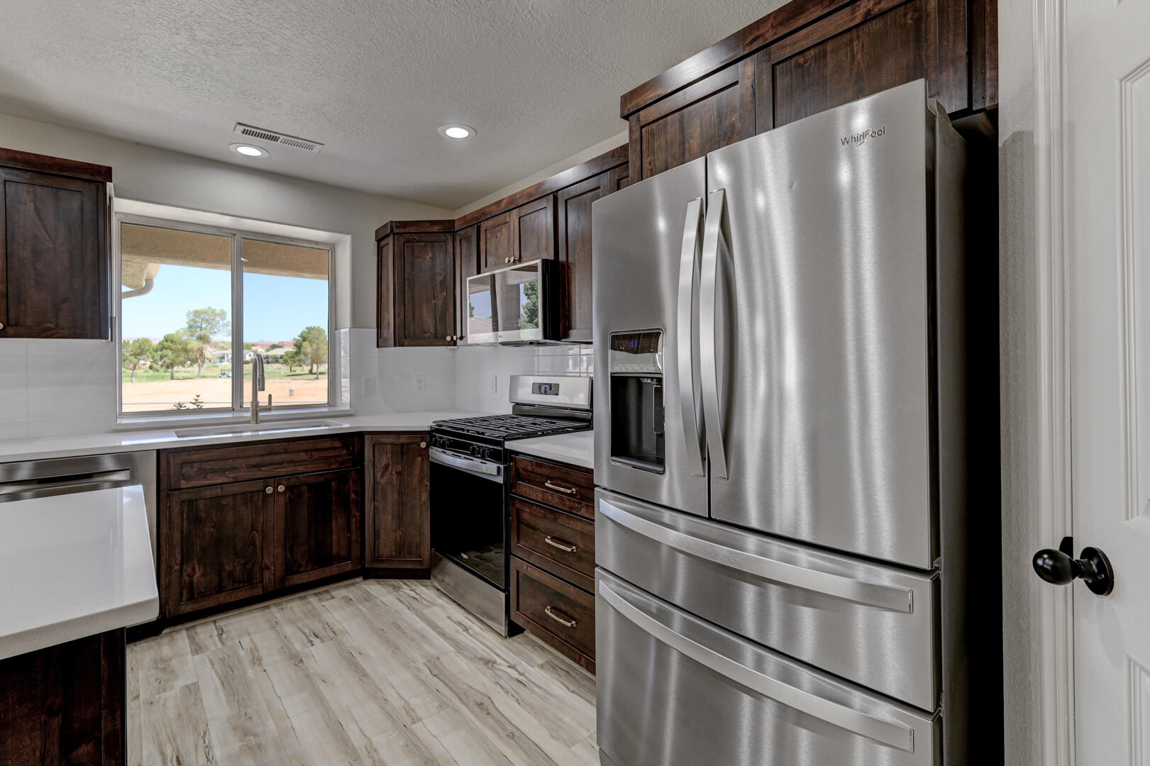 BLOOMINGTON HILLS - Residential