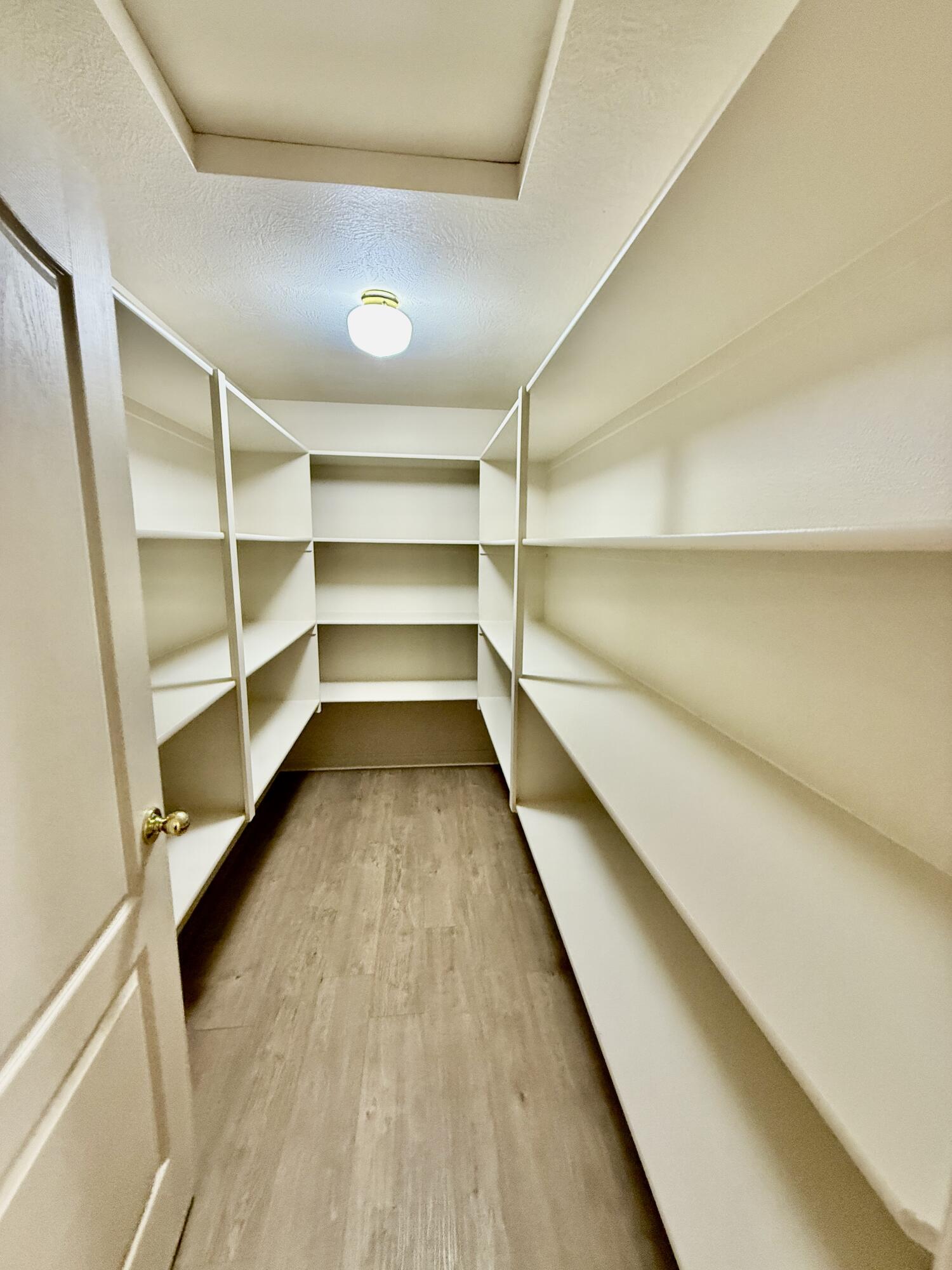 BLOOMINGTON HILLS - Residential
