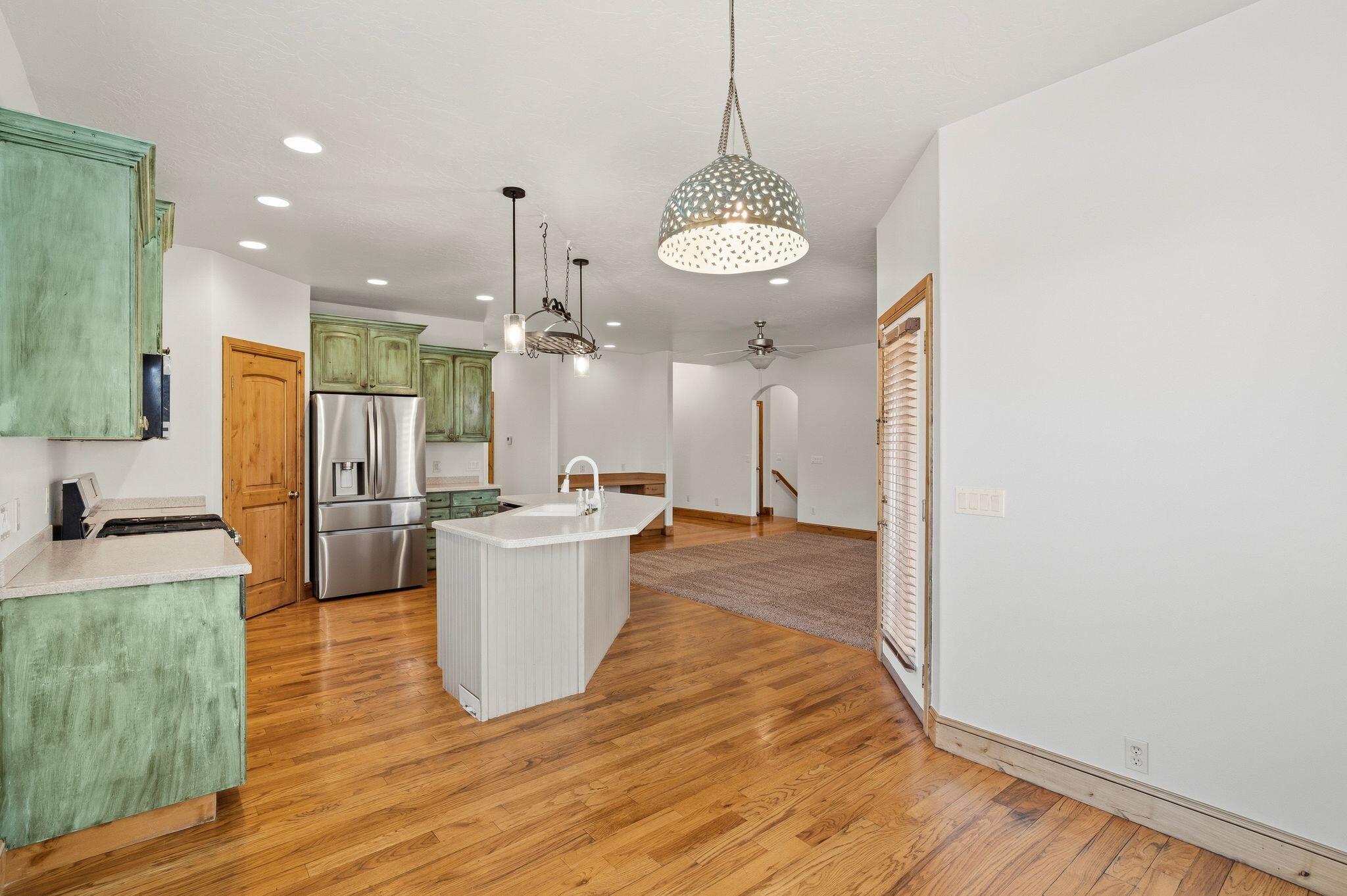 VILLAGE ON THE HEIGHTS - Residential