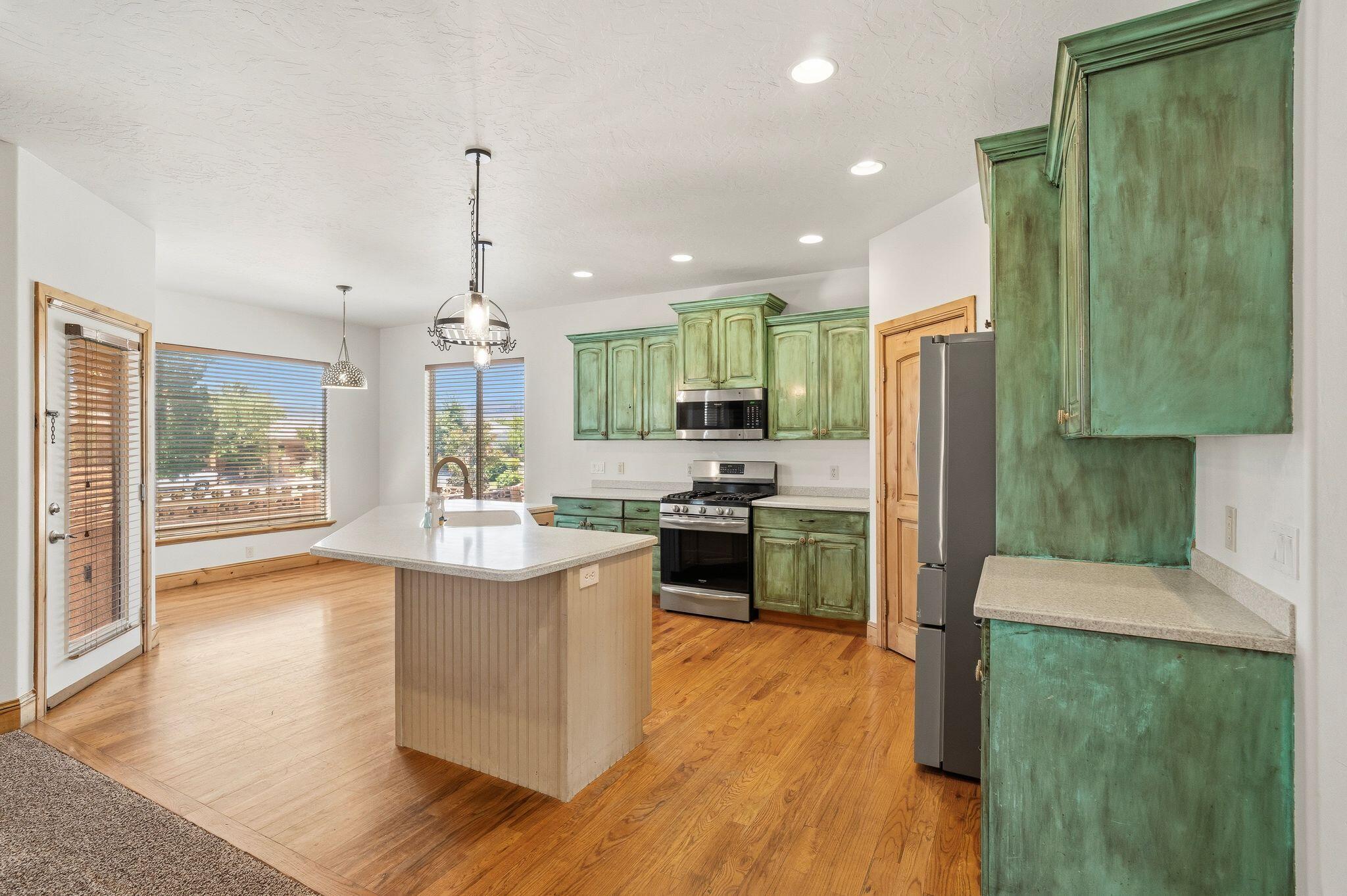 VILLAGE ON THE HEIGHTS - Residential