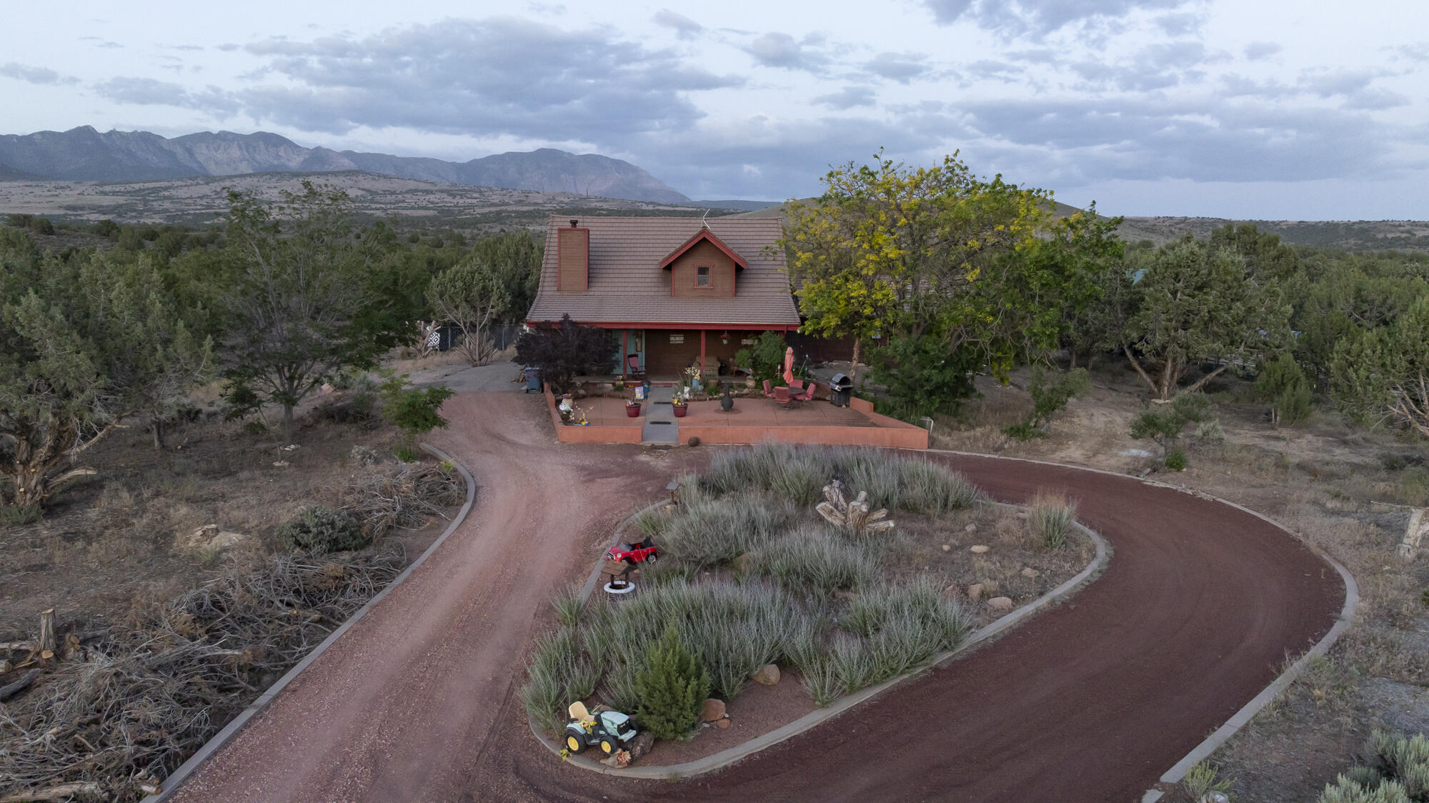 DAMMERON VALLEY RANCHES - Residential