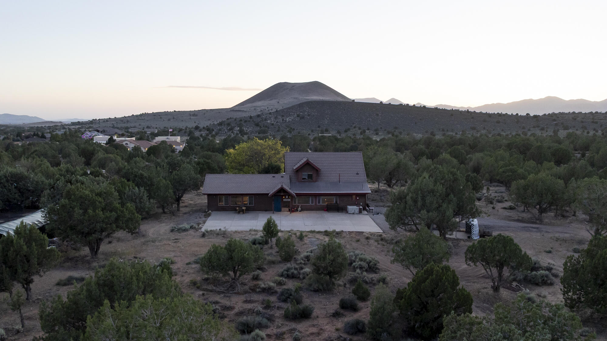 DAMMERON VALLEY RANCHES - Residential