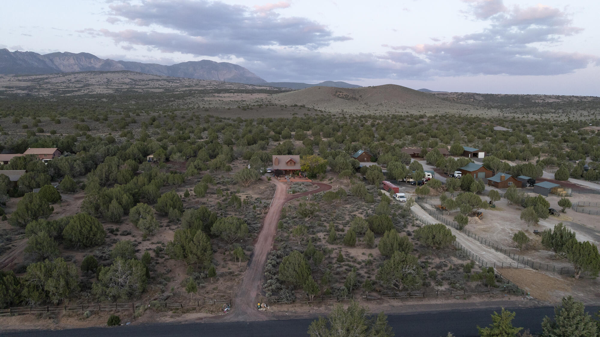 DAMMERON VALLEY RANCHES - Residential