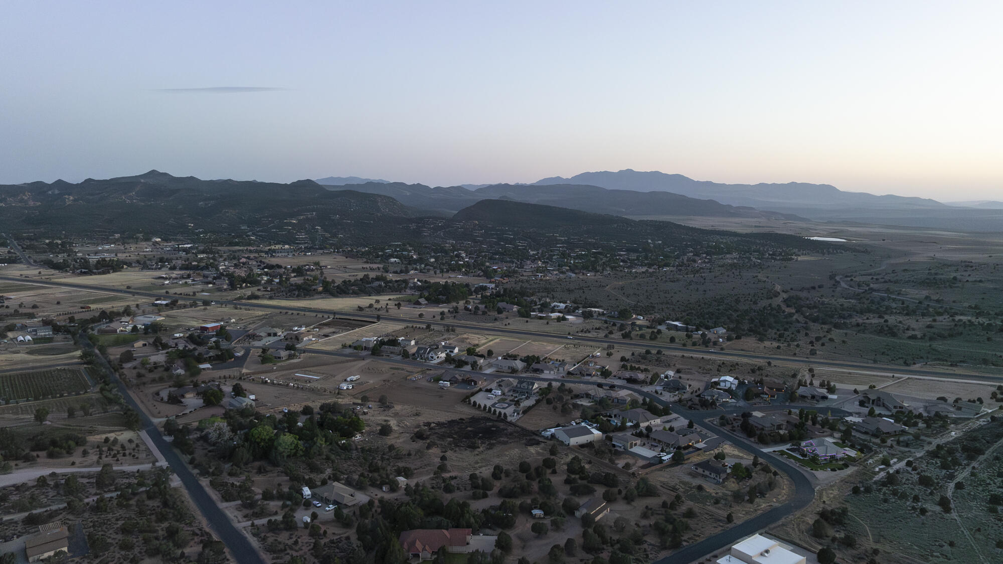 DAMMERON VALLEY RANCHES - Residential