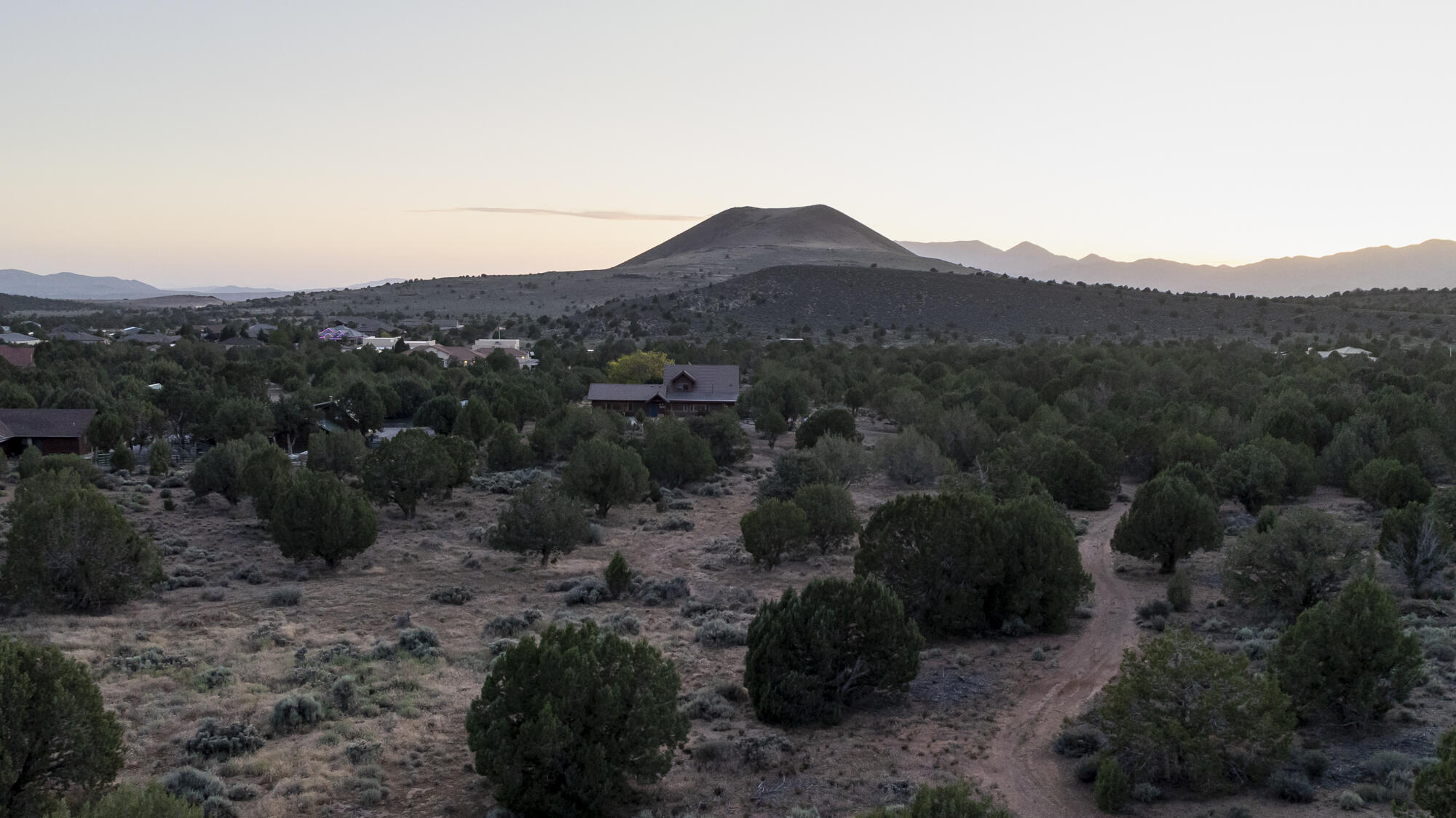 DAMMERON VALLEY RANCHES - Residential