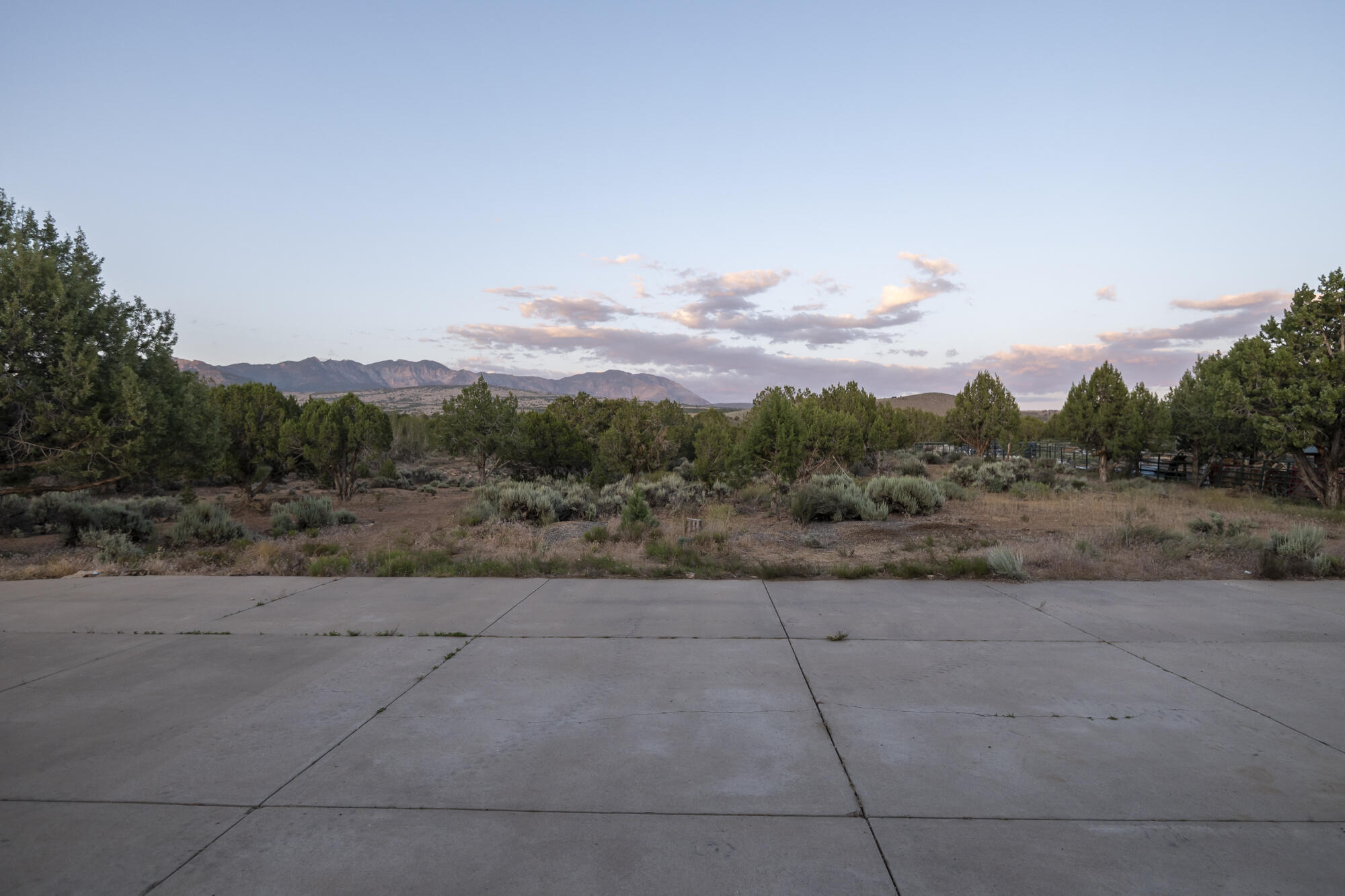 DAMMERON VALLEY RANCHES - Residential