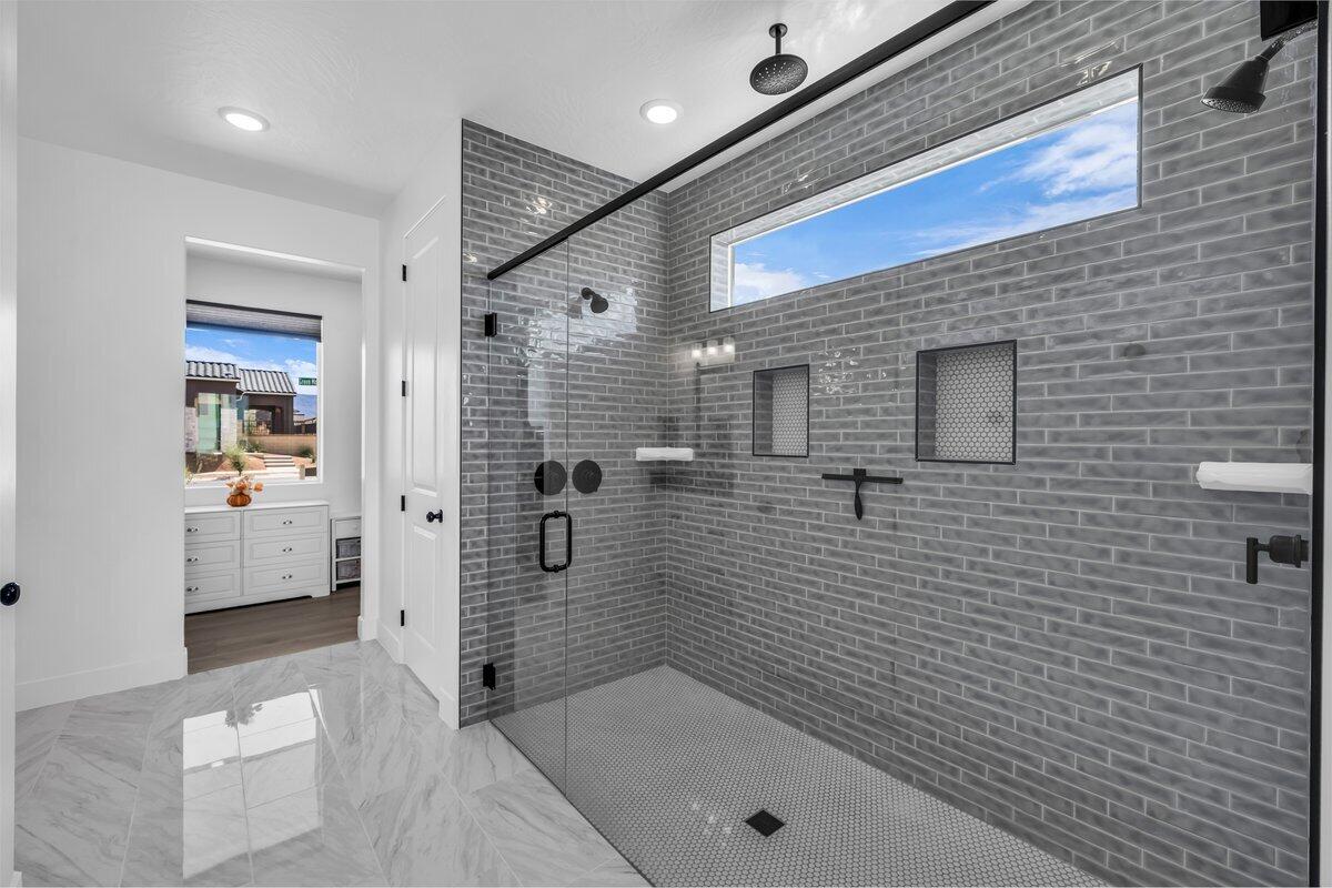 DESERT COLOR SAGE HAVEN - Residential