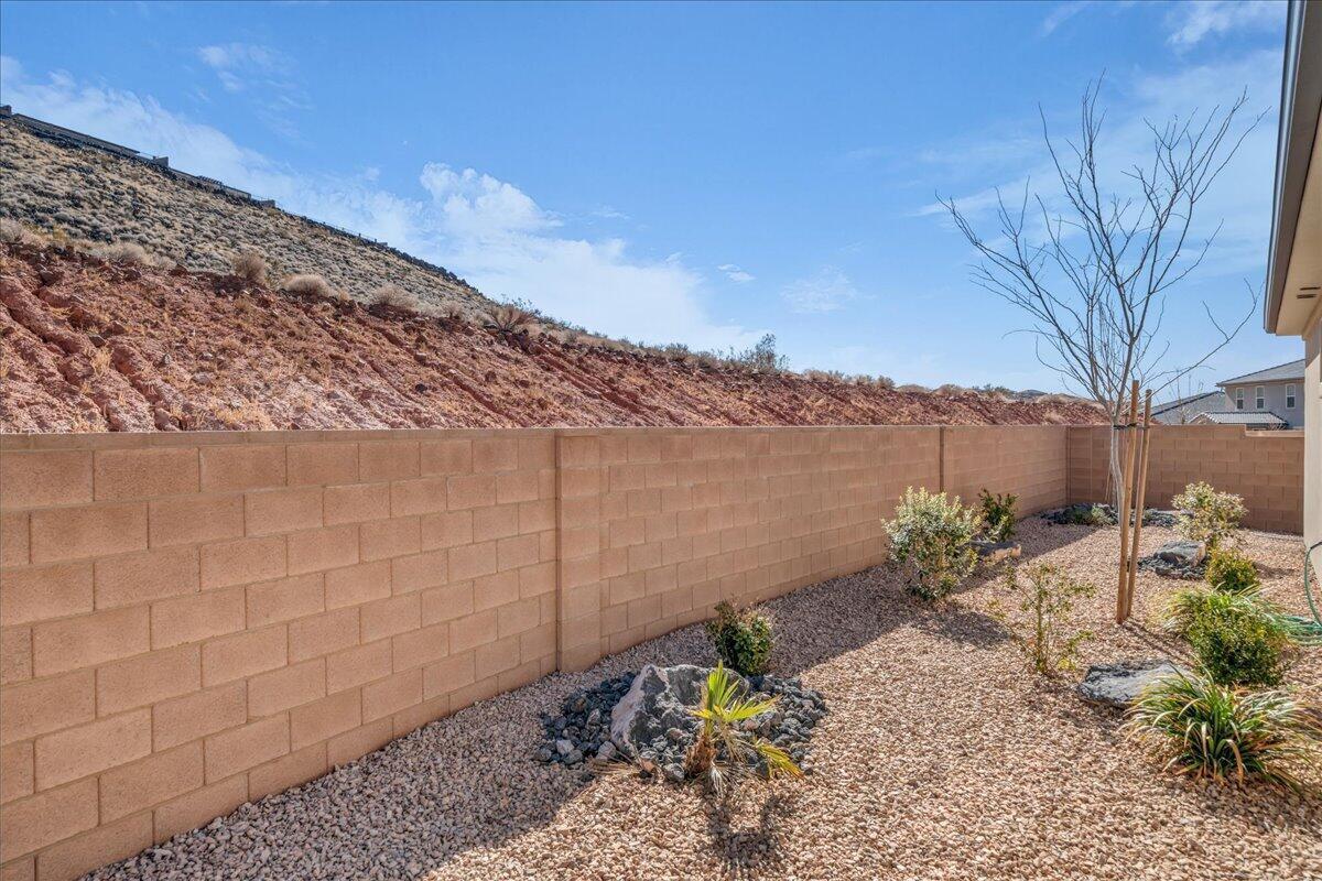 PASEOS AT SIENNA HILLS - Residential