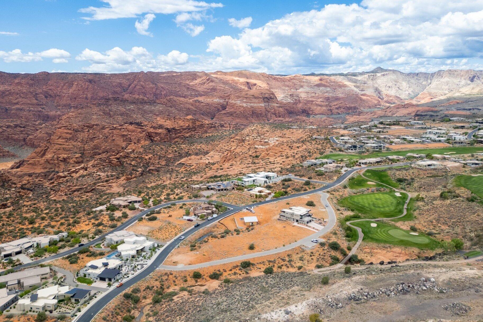 LEDGES OF ST GEORGE - Land