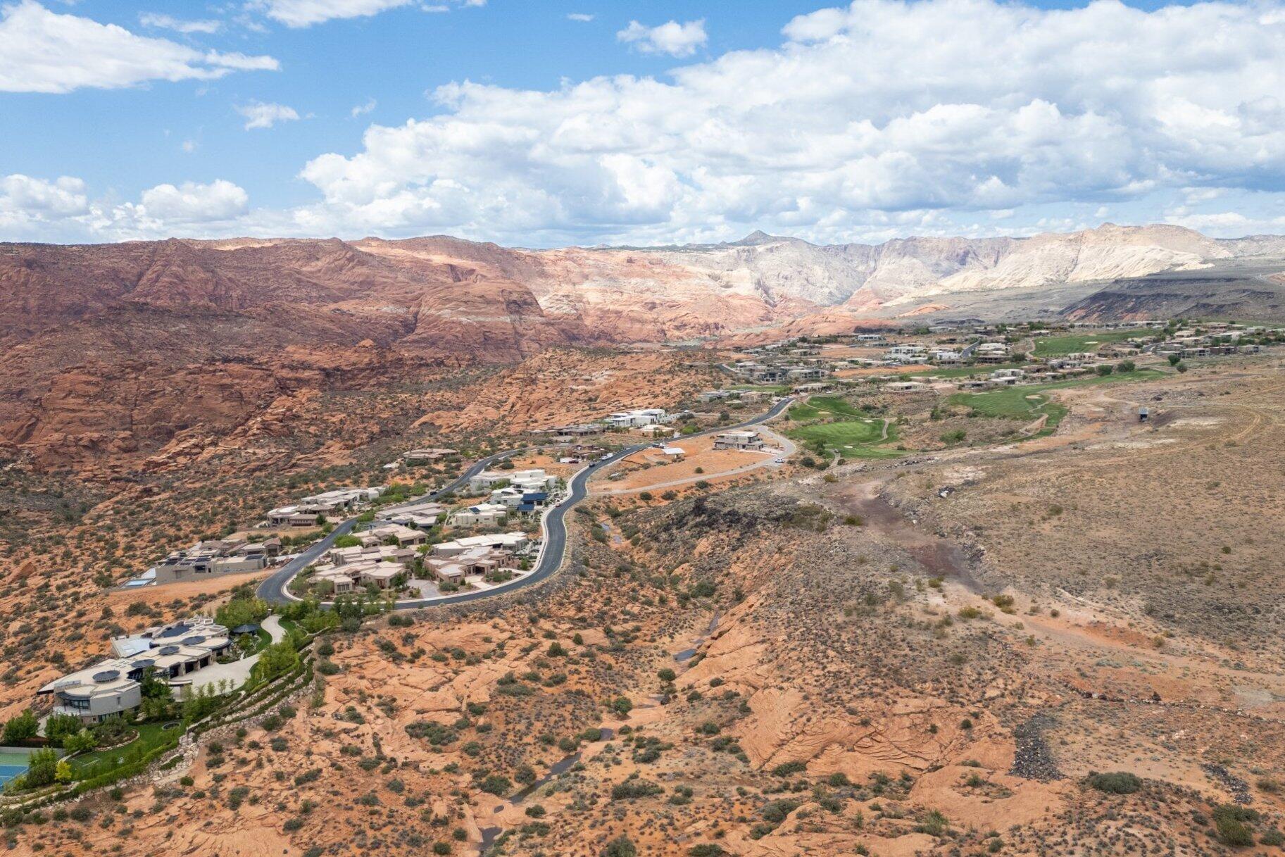 LEDGES OF ST GEORGE - Land