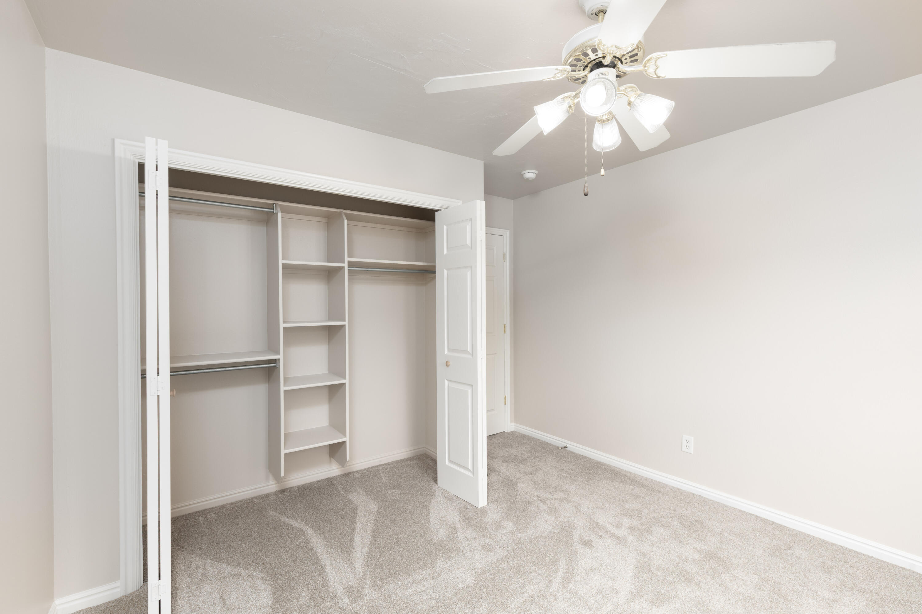 SUNSET ESTATES (LV) - Residential