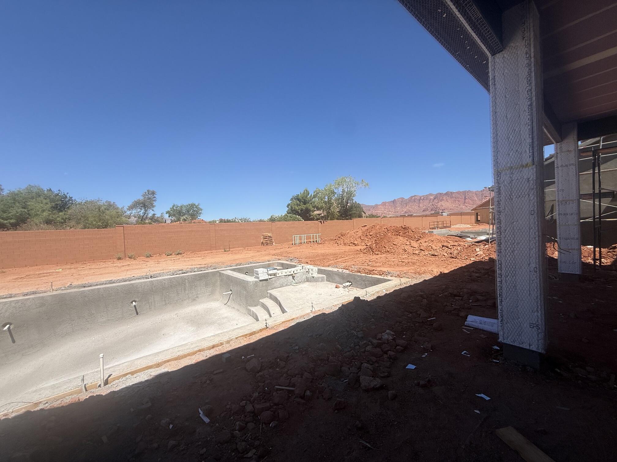ONYX CANYON - Residential