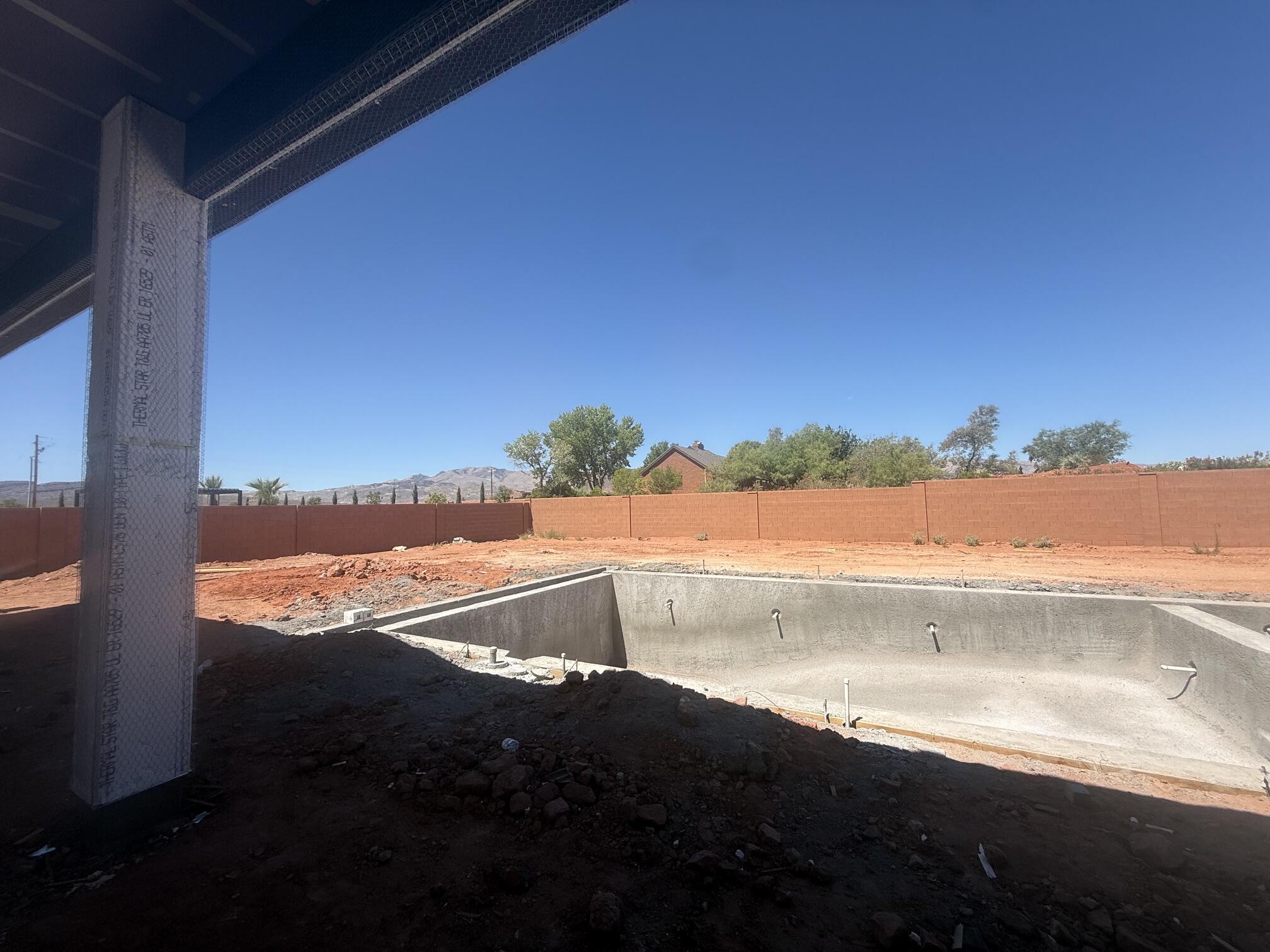 ONYX CANYON - Residential