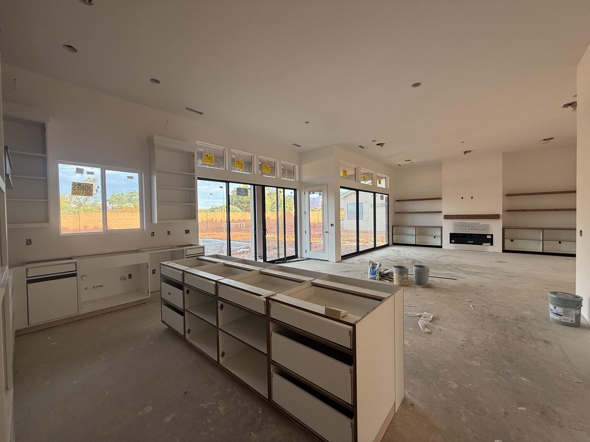 ONYX CANYON - Residential