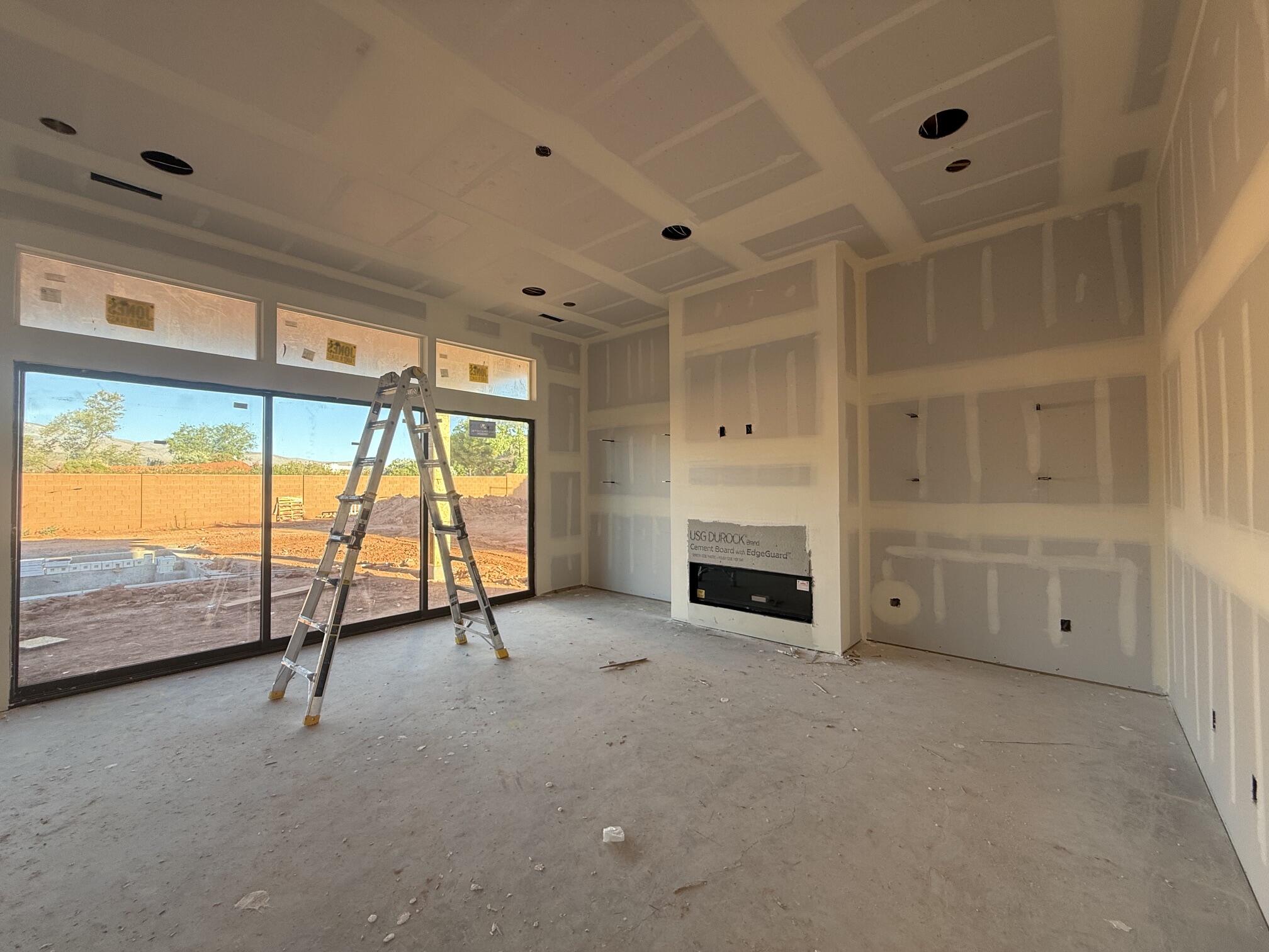 ONYX CANYON - Residential