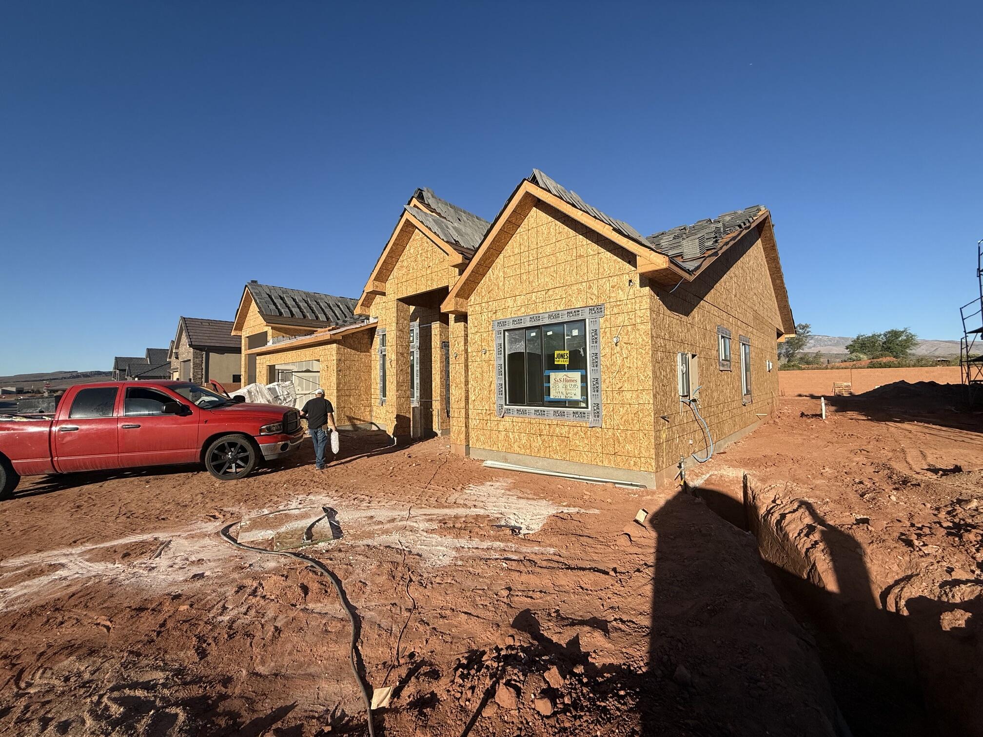 ONYX CANYON - Residential