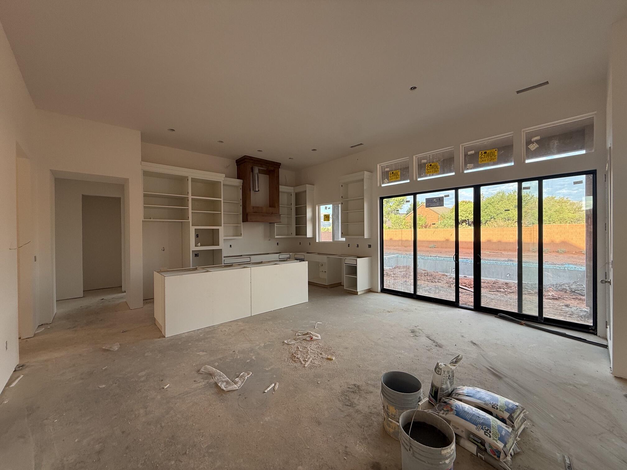 ONYX CANYON - Residential