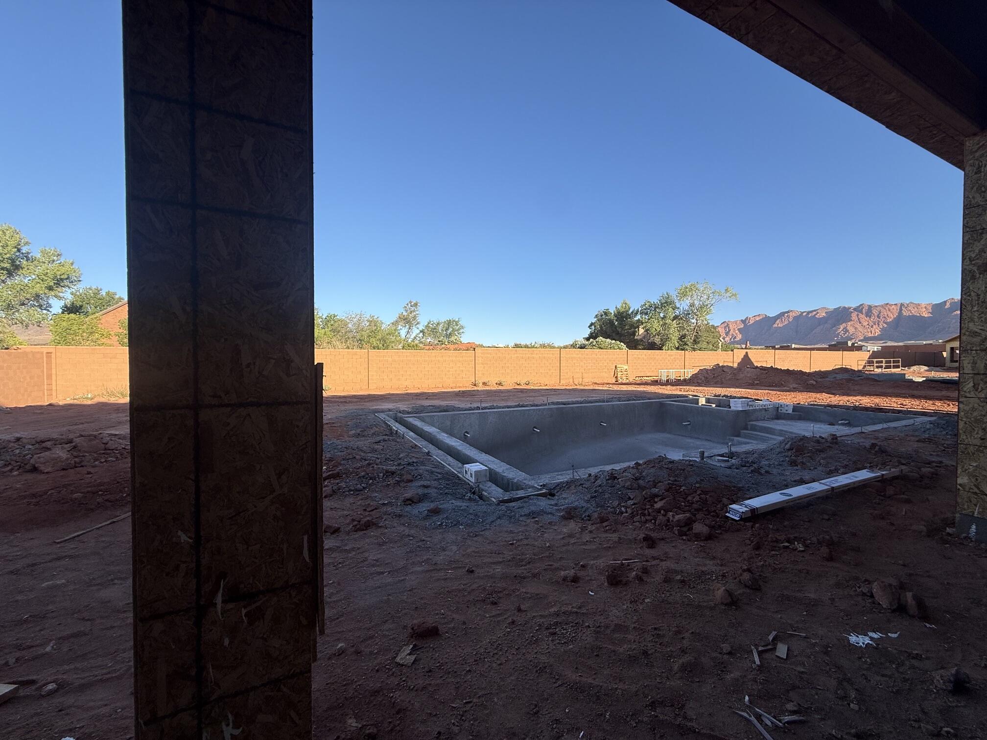 ONYX CANYON - Residential