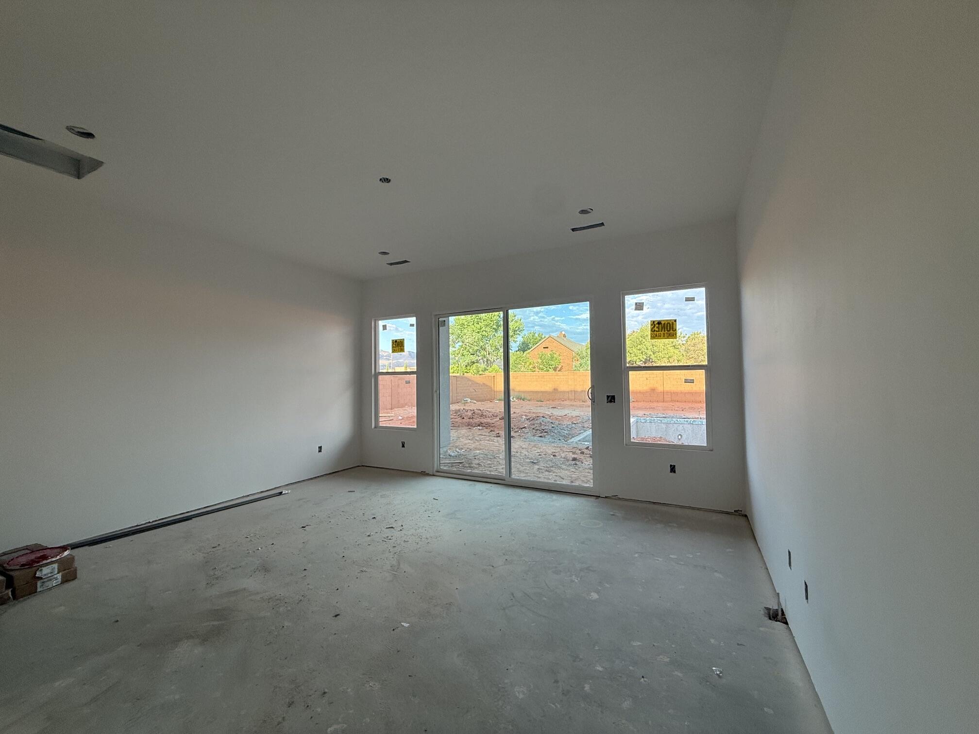 ONYX CANYON - Residential