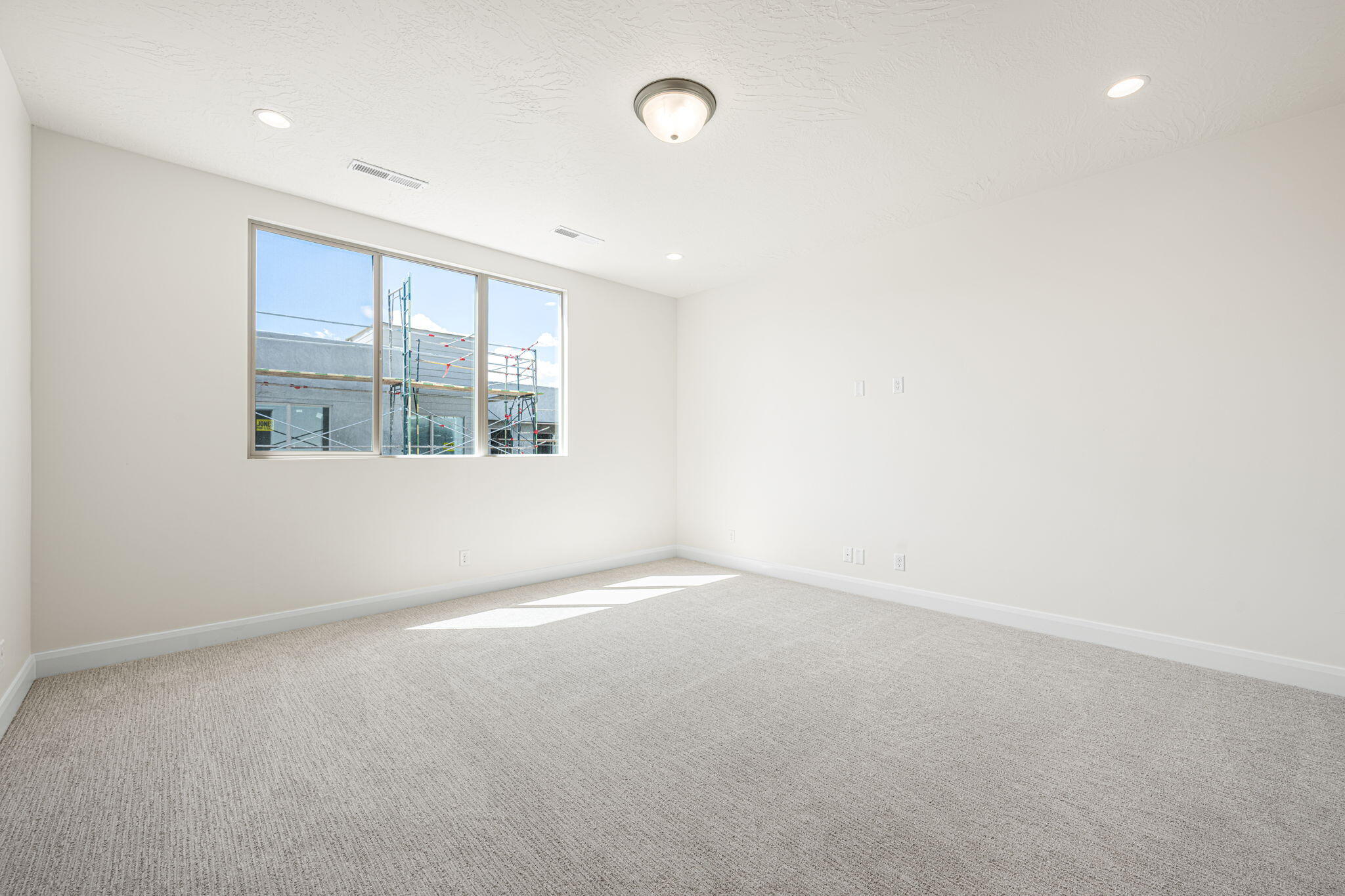 DESERT COLOR ATKINVILLE TOWNHOMES - Residential