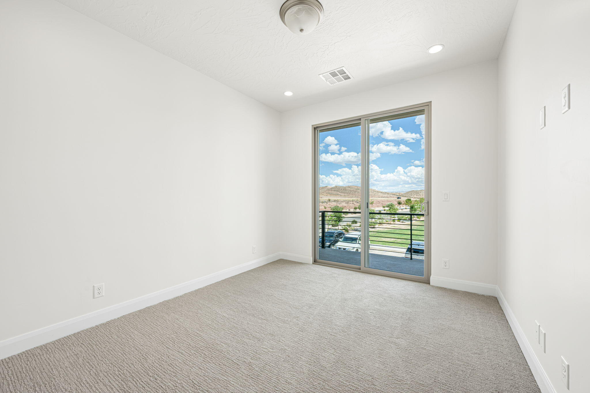 DESERT COLOR ATKINVILLE TOWNHOMES - Residential