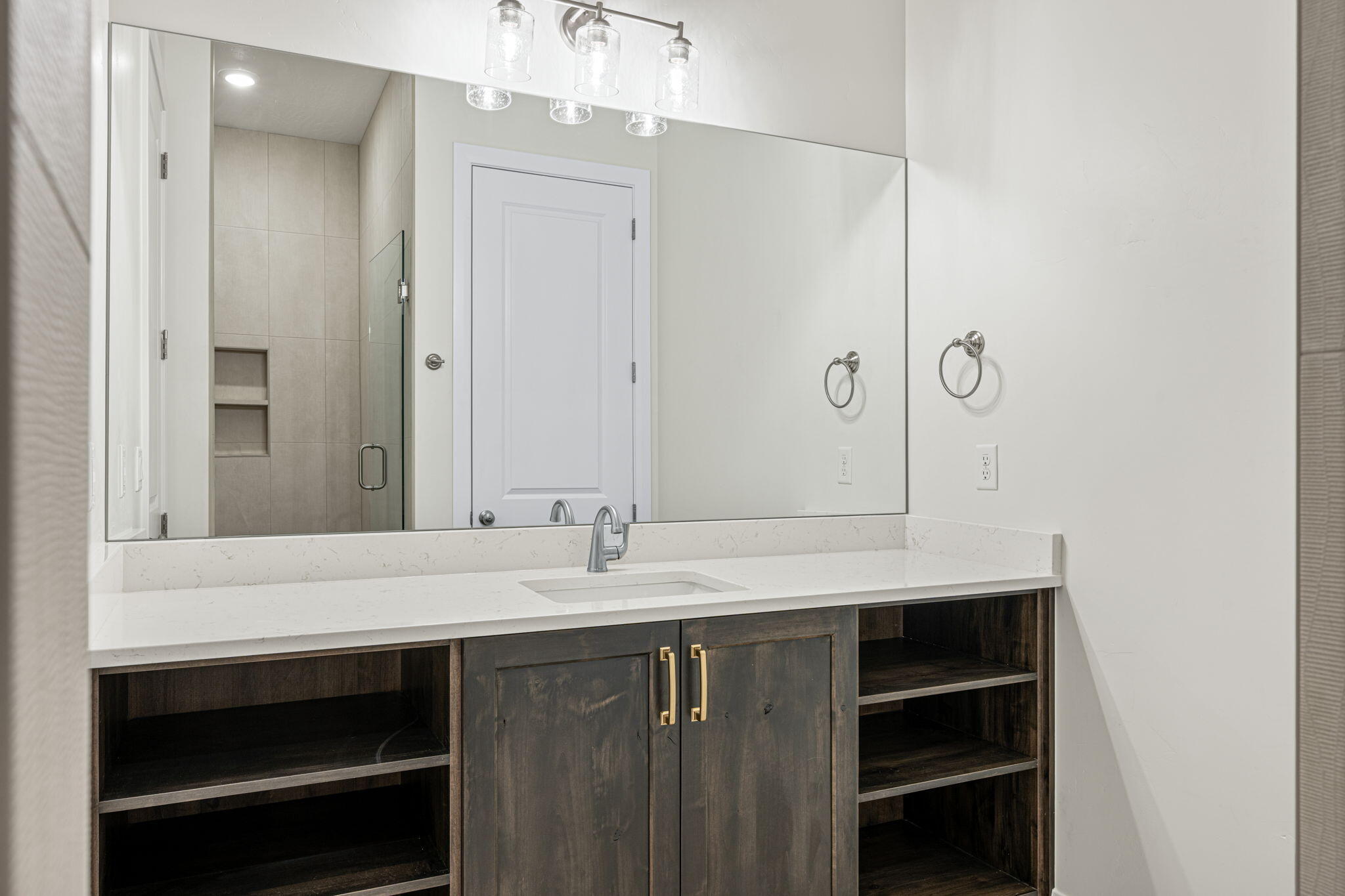 DESERT COLOR ATKINVILLE TOWNHOMES - Residential