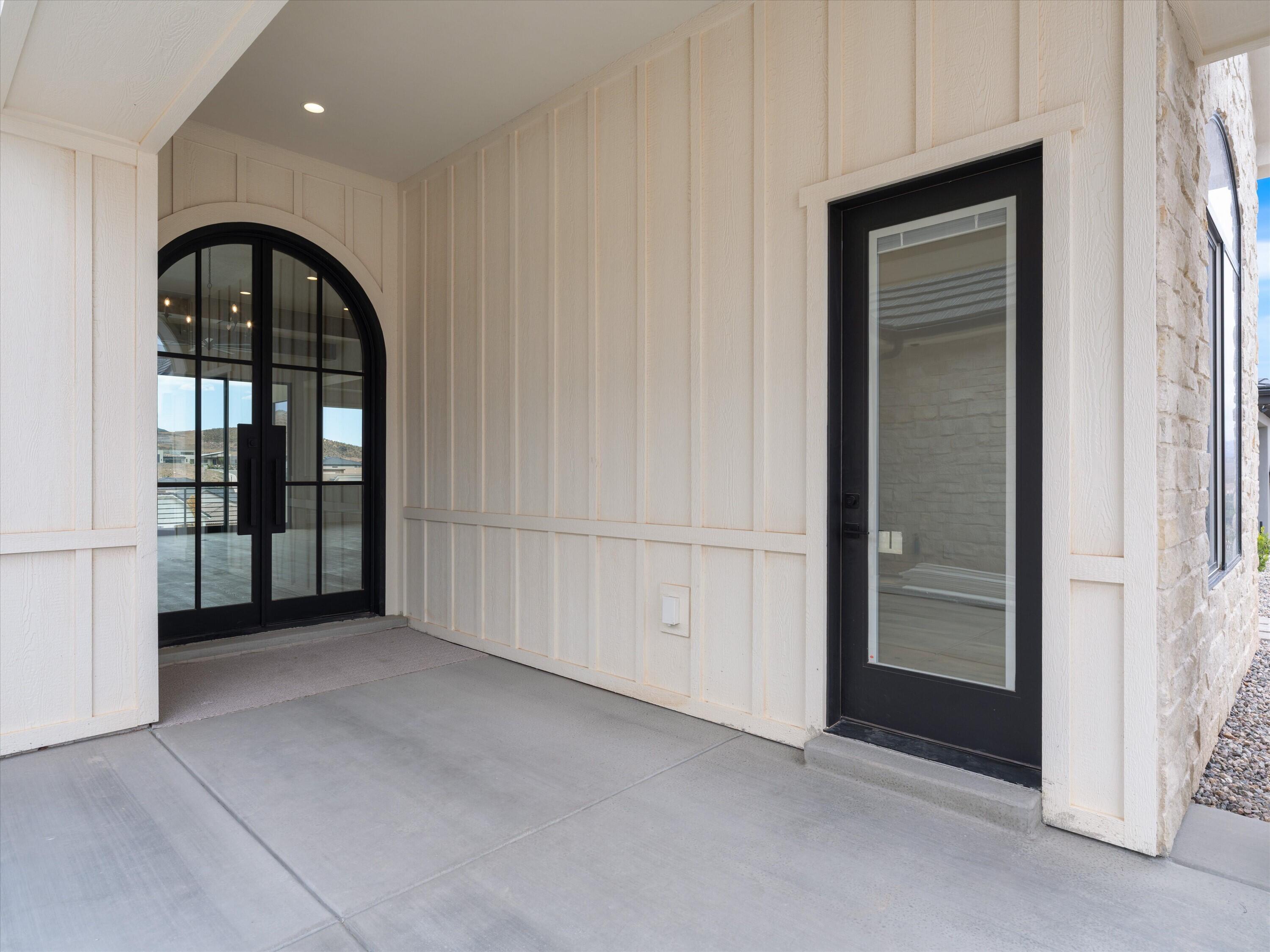 SCENIC POINTE - Residential