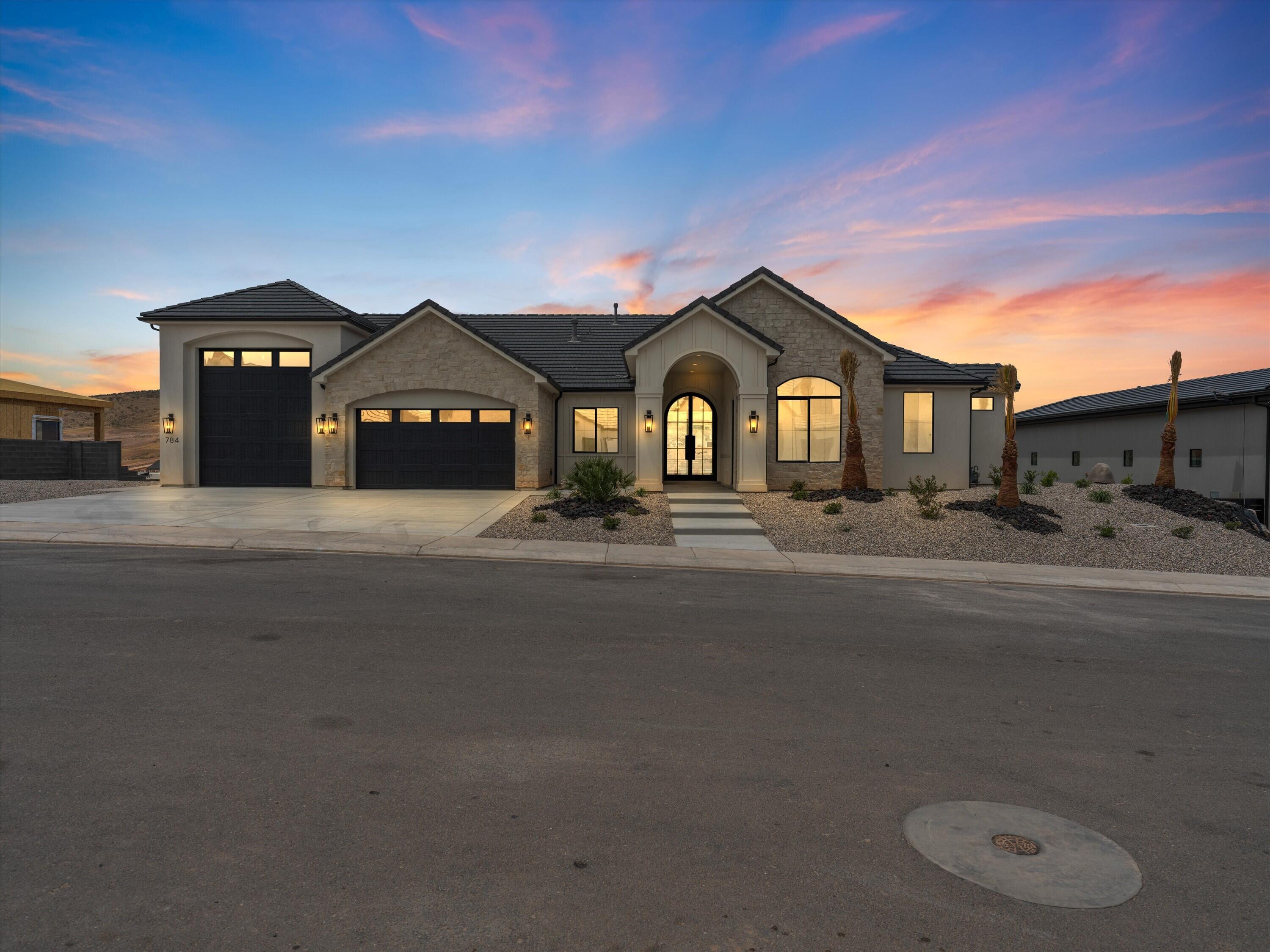SCENIC POINTE - Residential