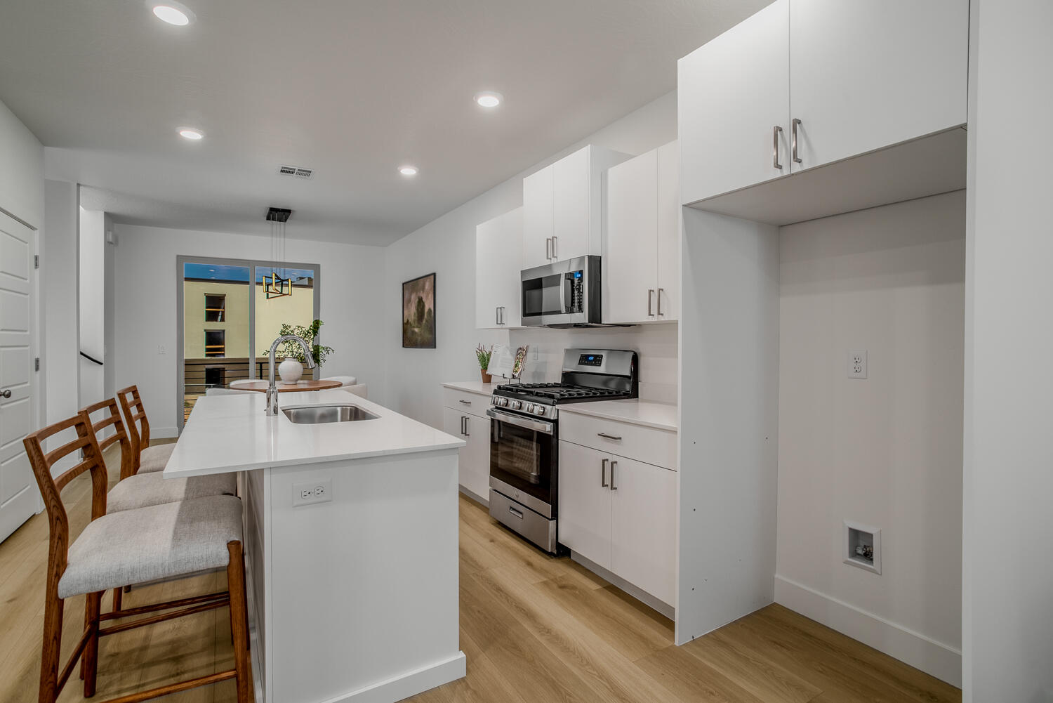 BECCO CREEK AT DIVARIO - Residential