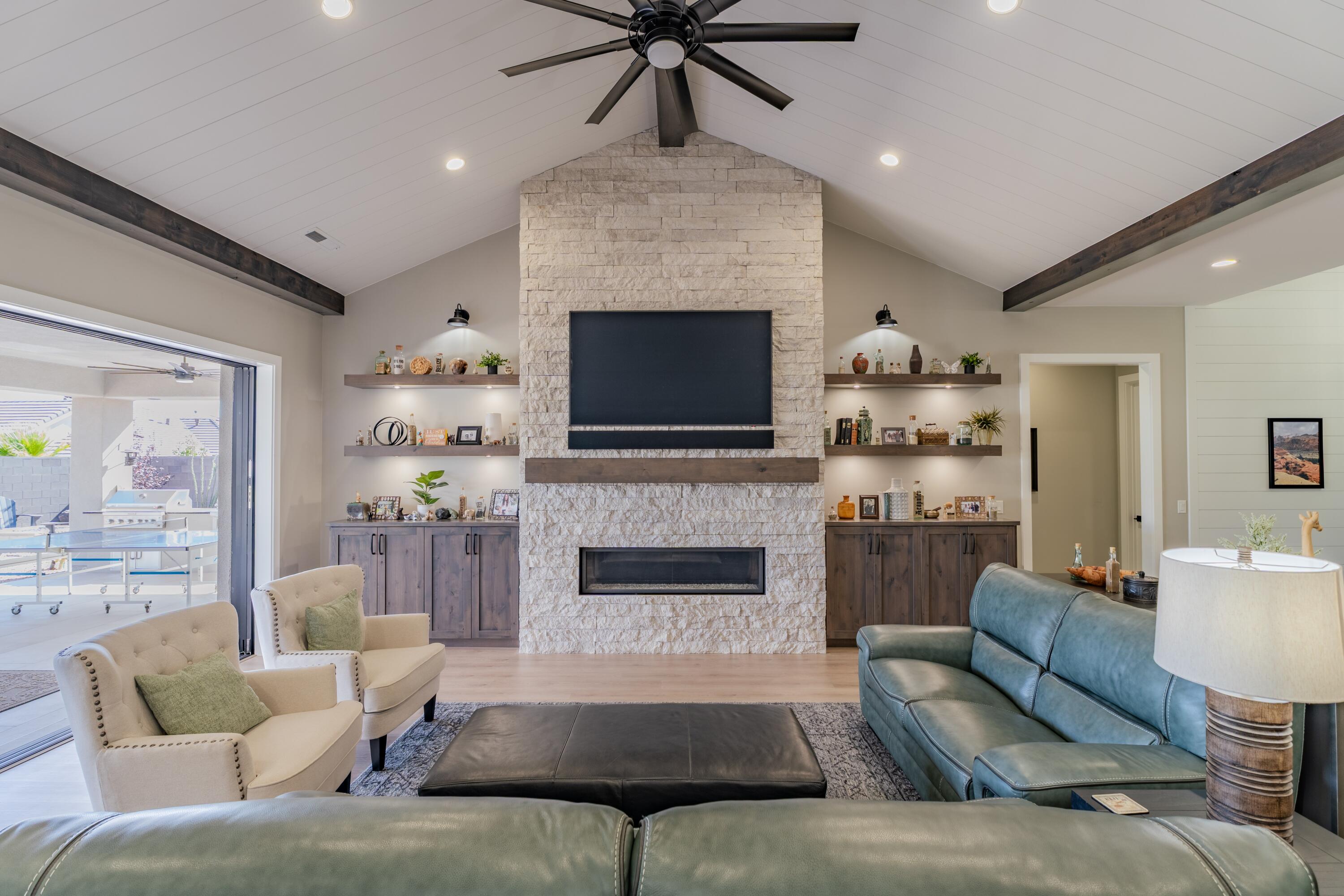 WASHINGTON VISTA - Residential