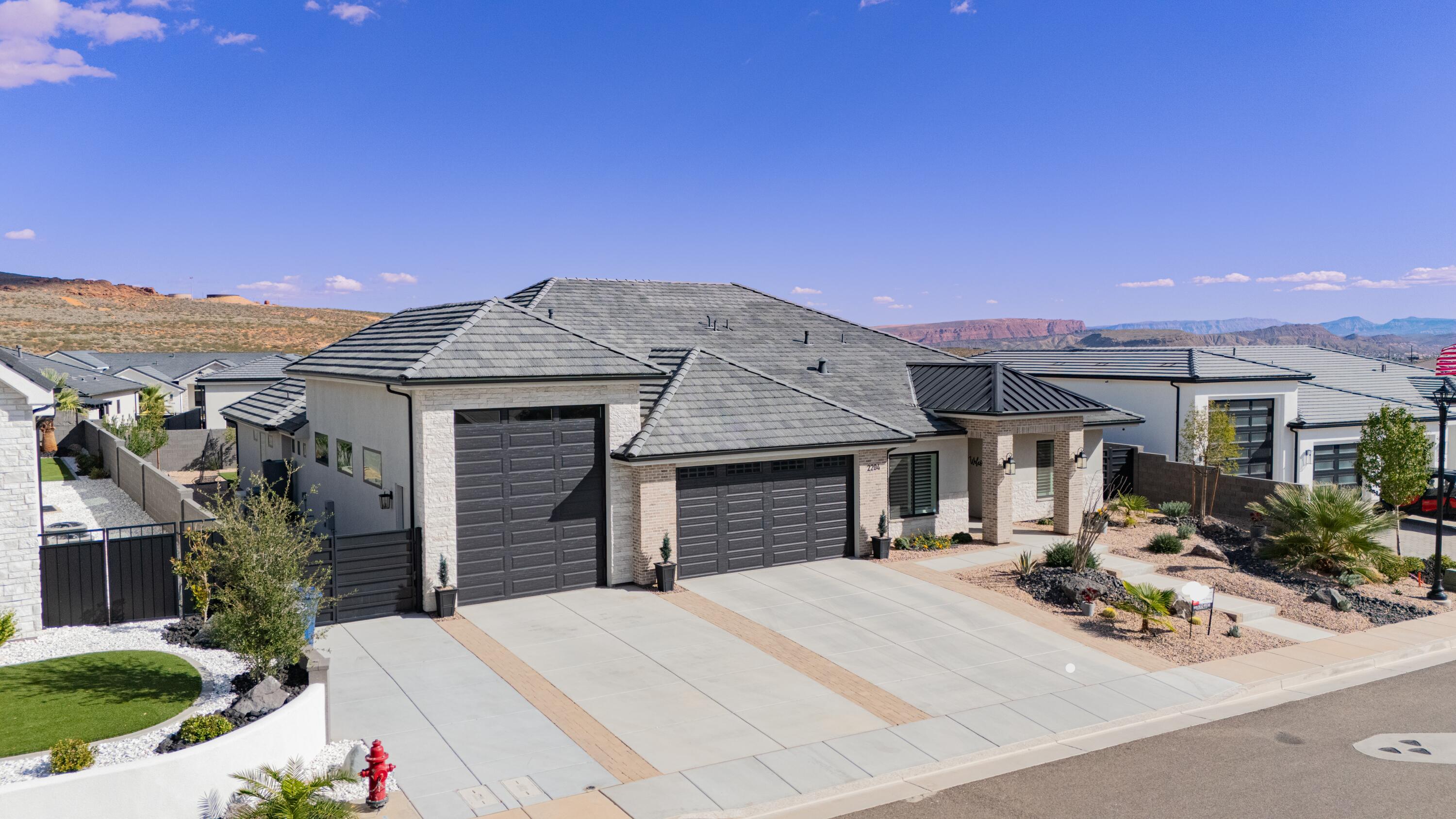 WASHINGTON VISTA - Residential