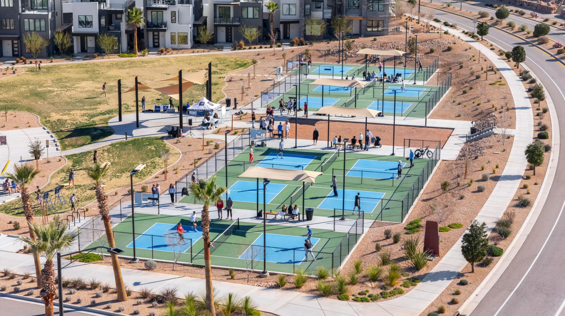 DESERT COLOR RESORT - Residential