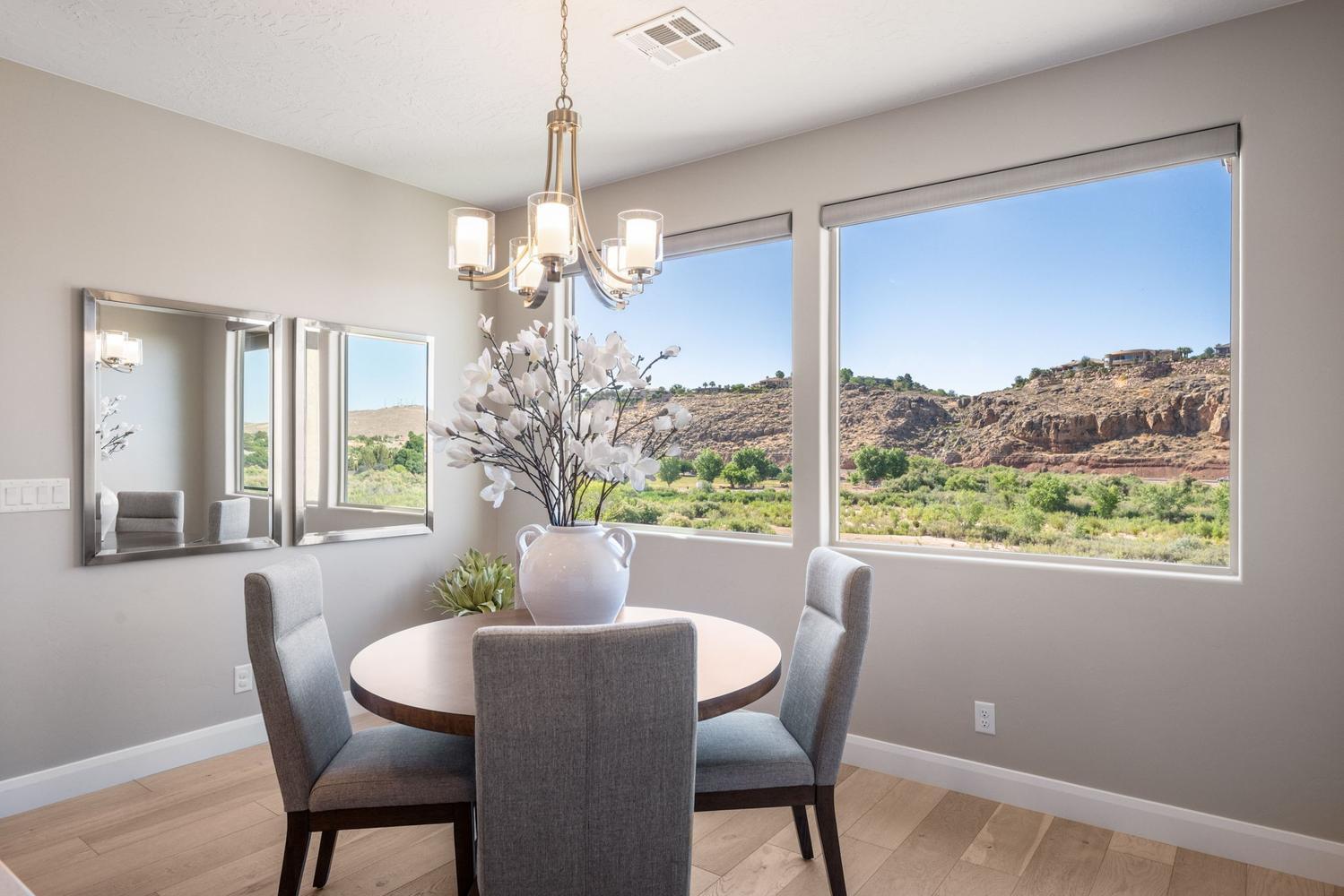 RIVERSIDE CLIFFS - Residential