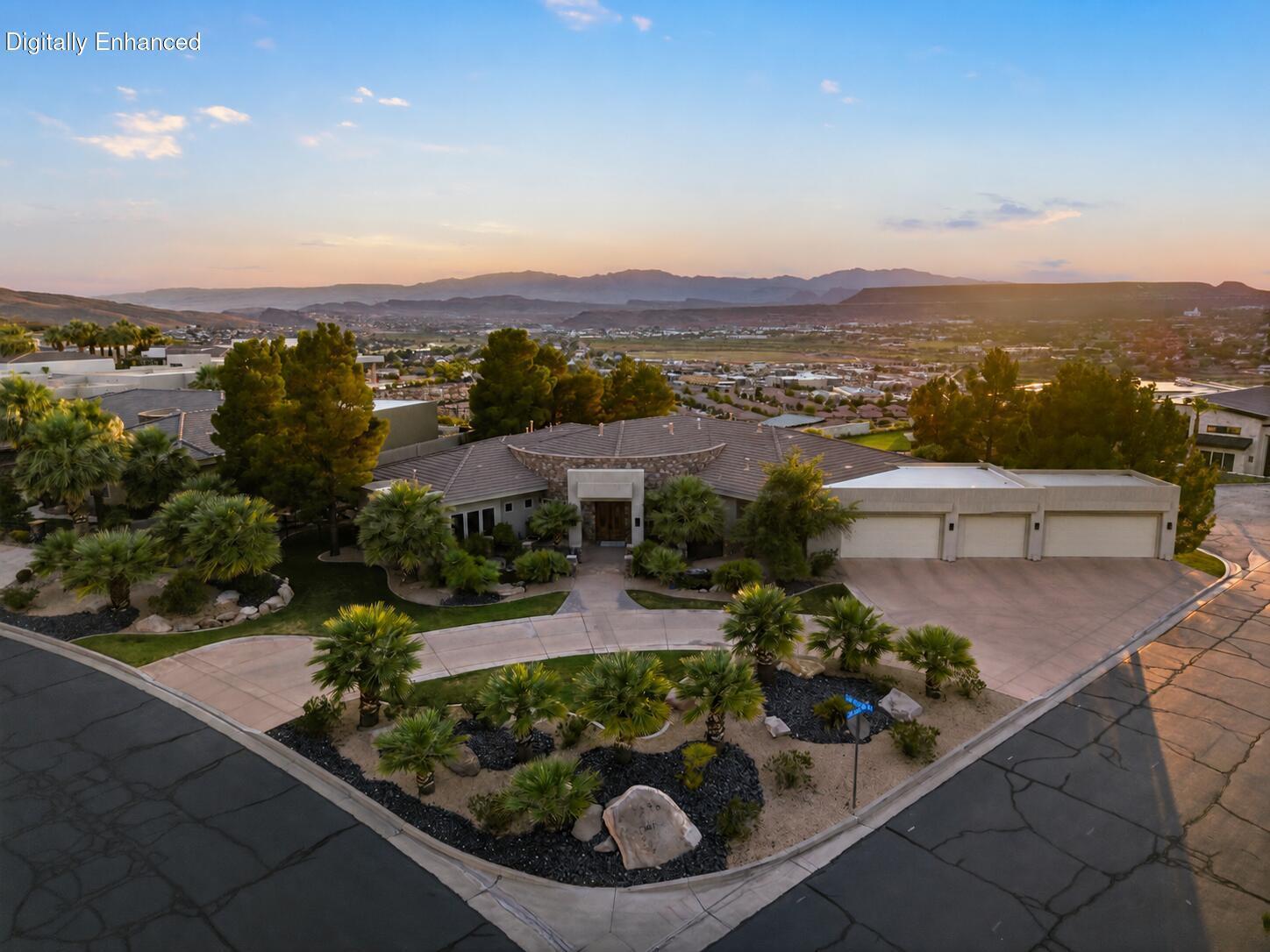 STONE CLIFF - Residential