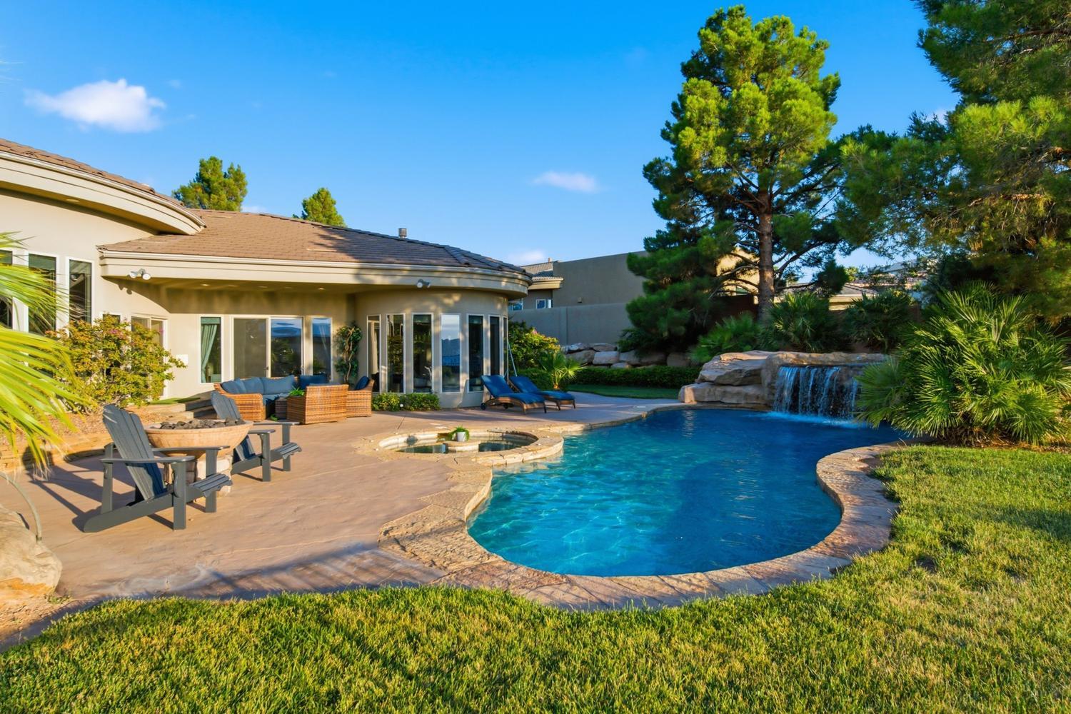 STONE CLIFF - Residential