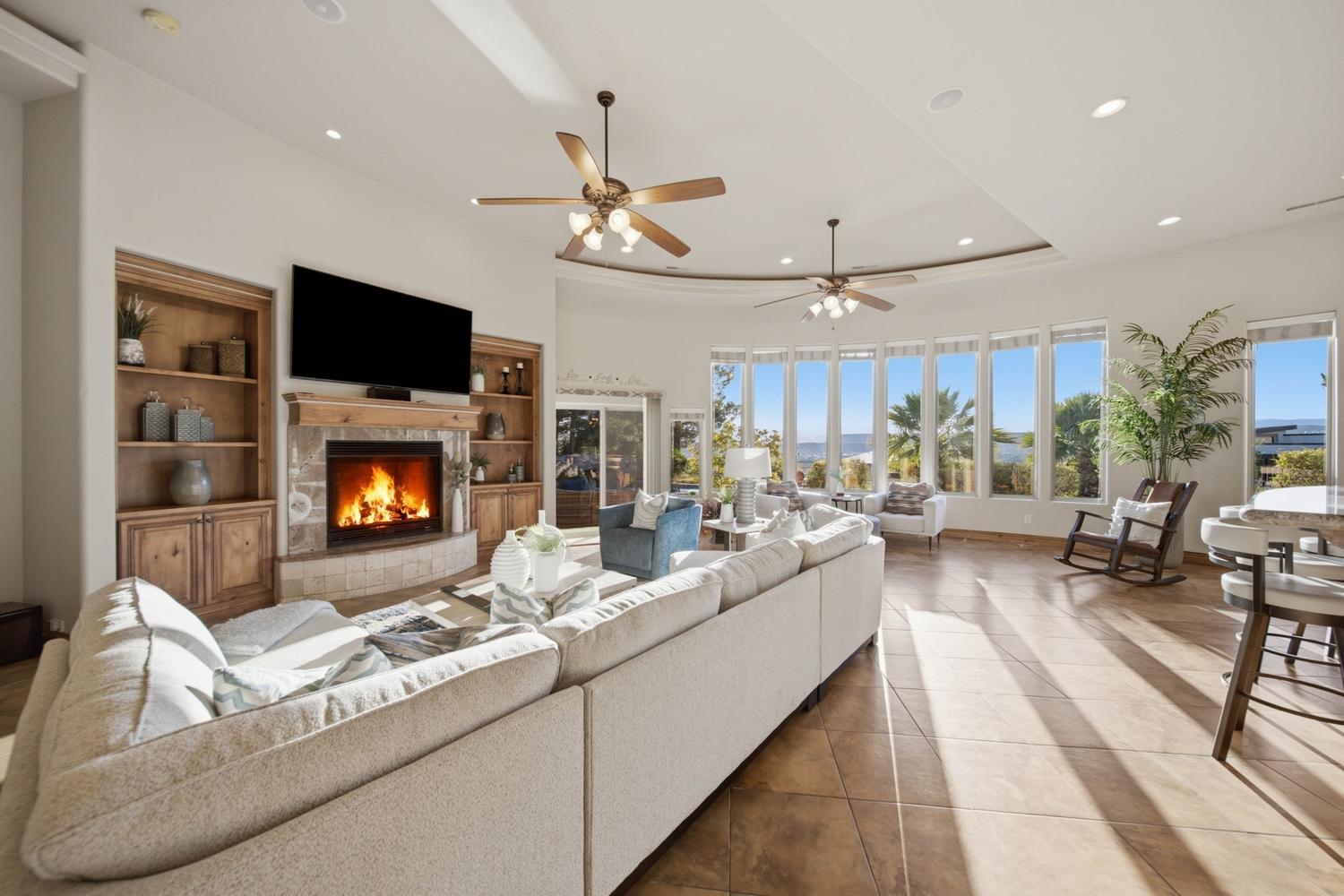 STONE CLIFF - Residential