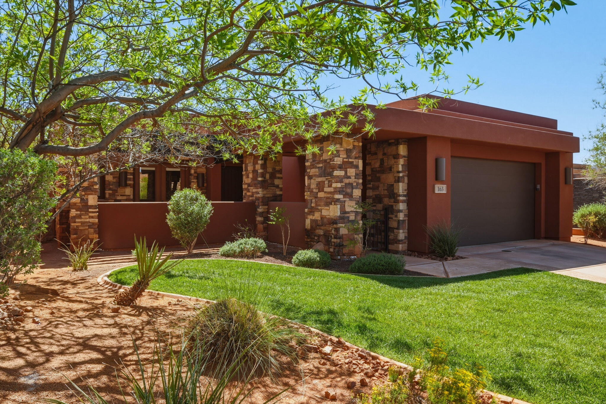 KACHINA SPRINGS EAST AT ENTRADA - Residential