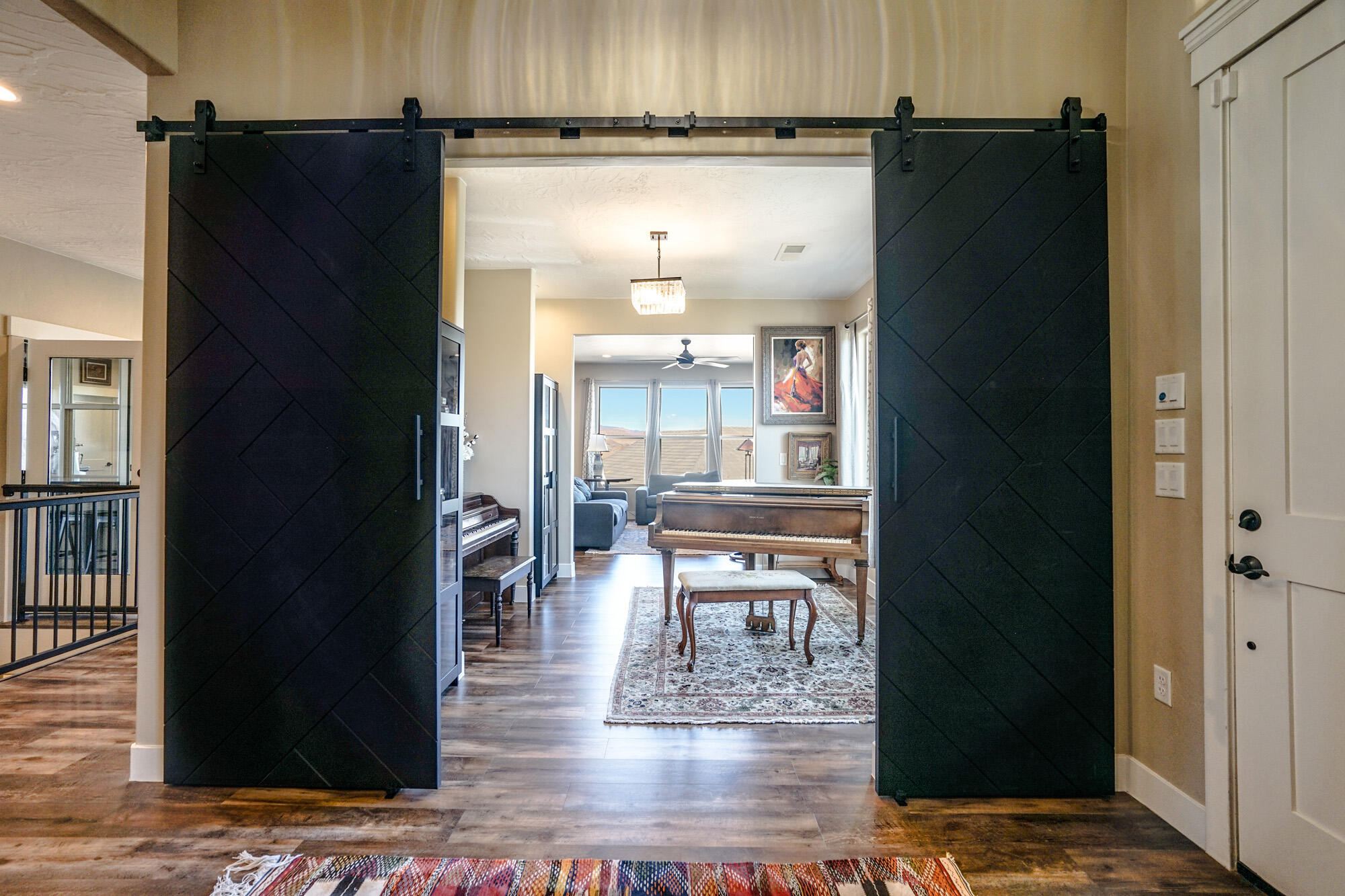 CORNERSTONE - Residential